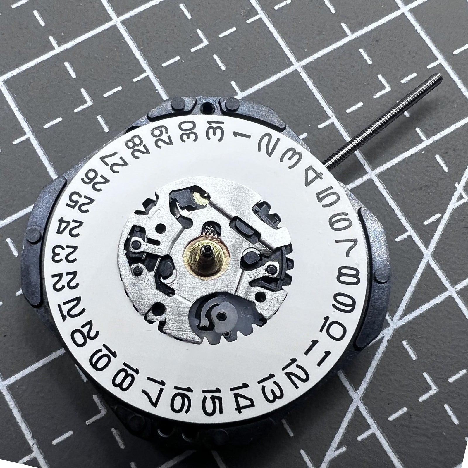 Japan Seiko 7N32C Quartz Movement 3 Hands Single Calendar Date At 3