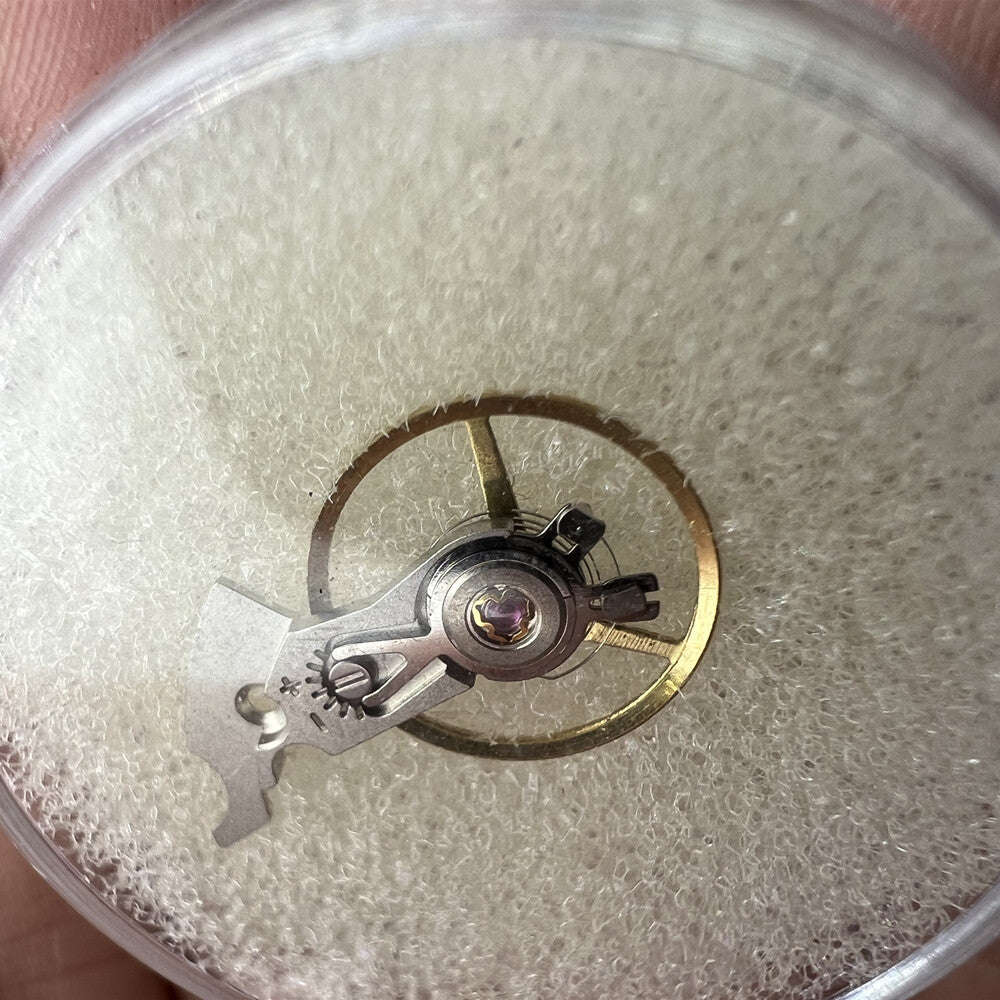 Watch Part Watch Balance Wheel with Splint Generic for ETA C07.111 Movement