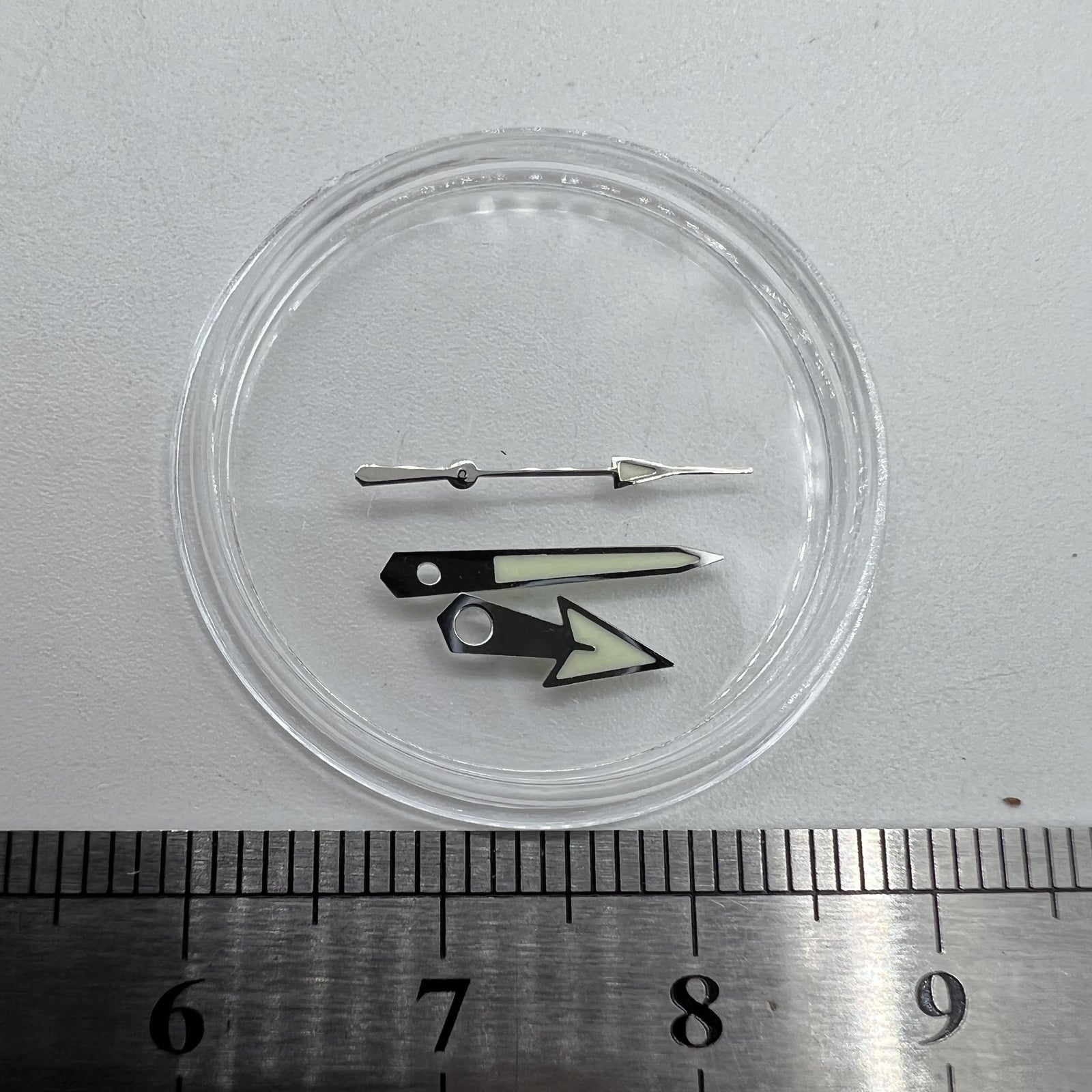 Watch Hands Green Lume Arrow Shape Silver Trim 12mm for Miyota NH35/NH36/NH38