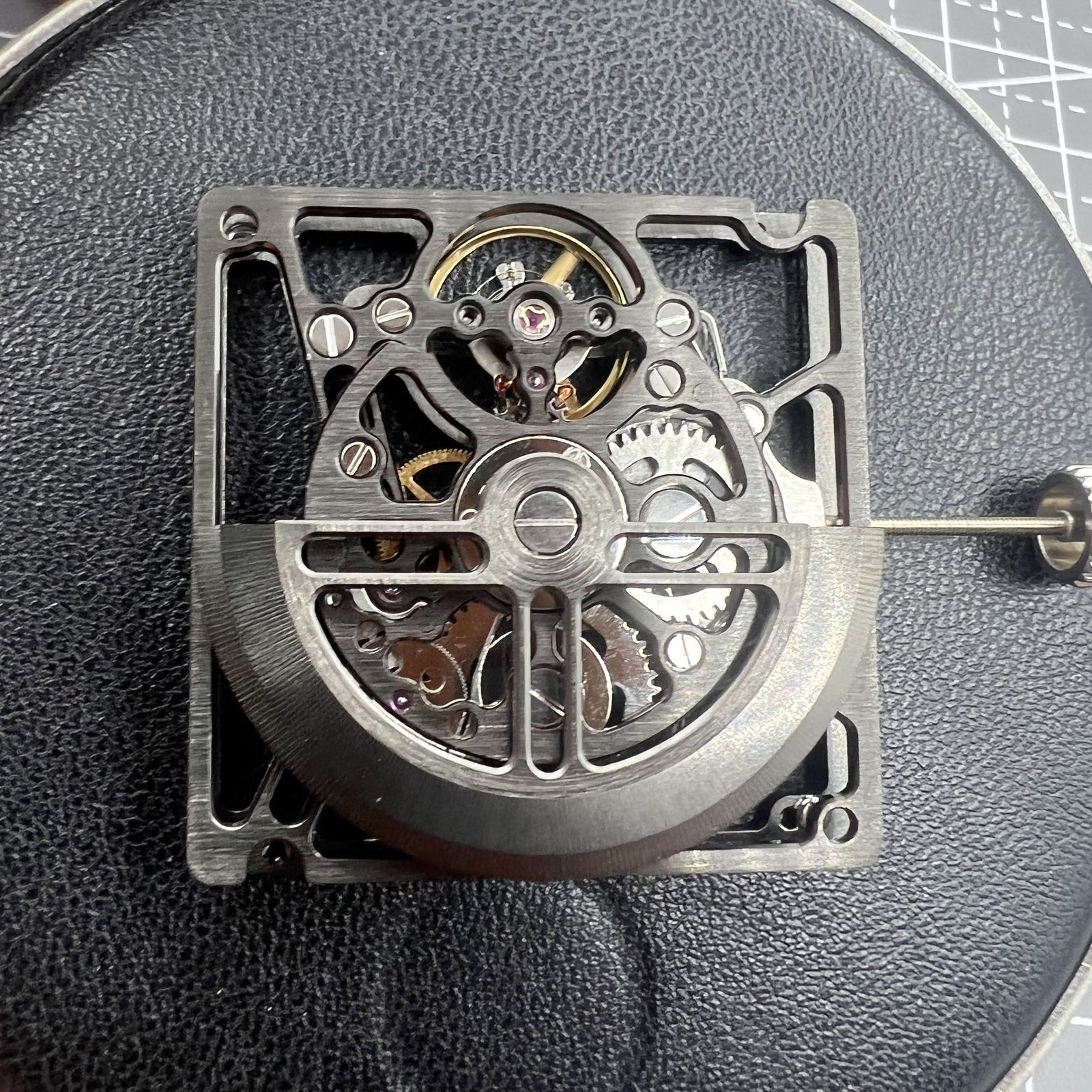 HZ1B01D Black Hollow Square Automatic Mechanical Movement