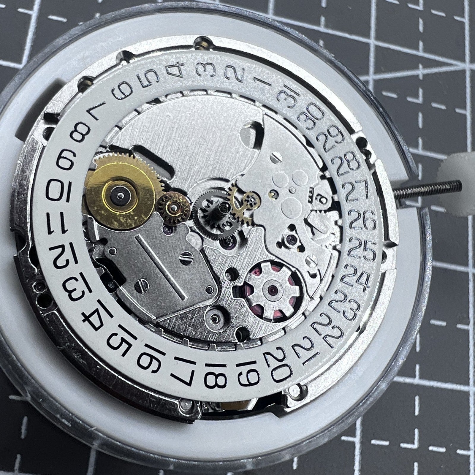 Original Swiss Silver ETA 205.111 Artificial Kinetic Energy Watch Movement
