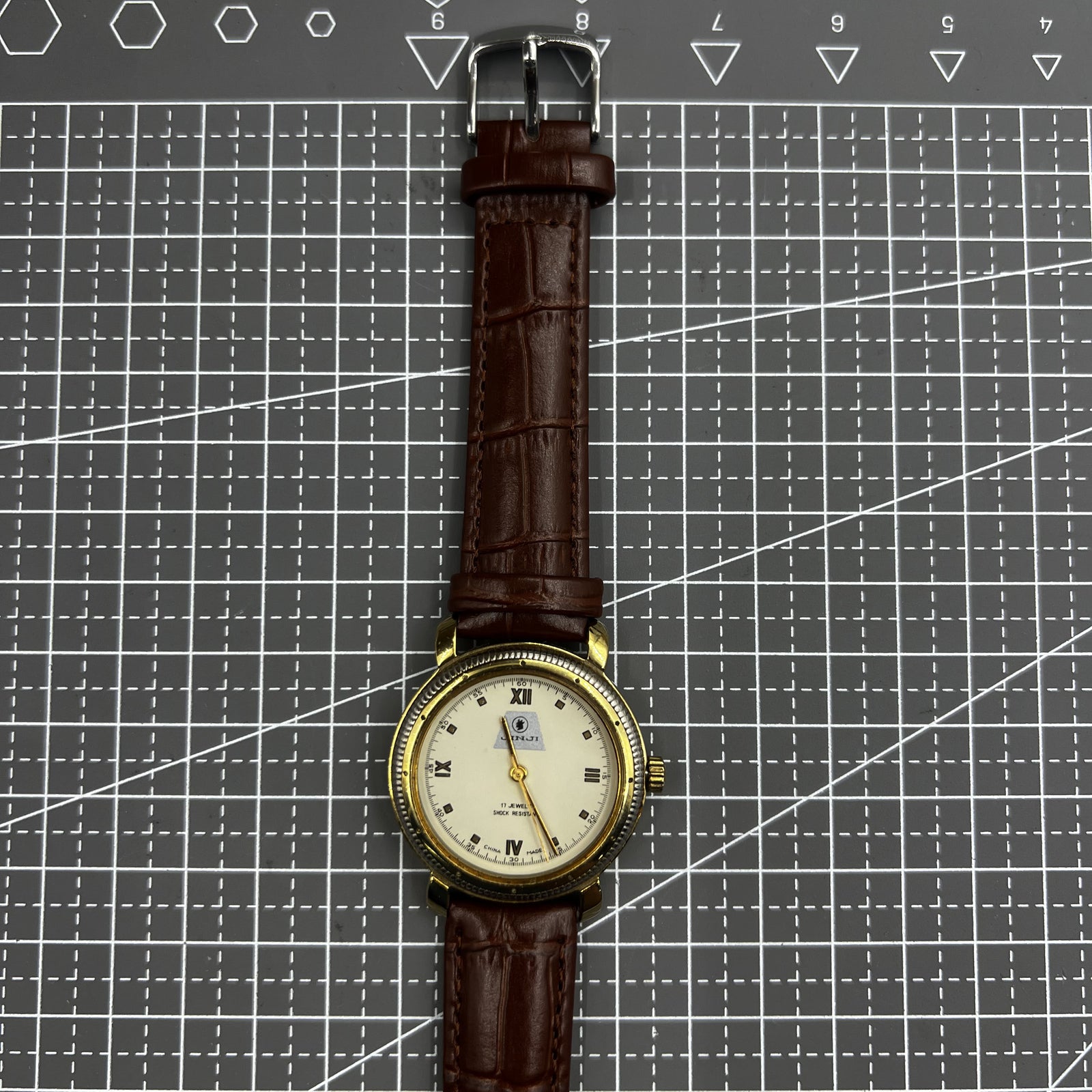 SHANGHAI JINJI Manual Mechanical Watch Roman Numerals 17 Jews Shock-Resistant