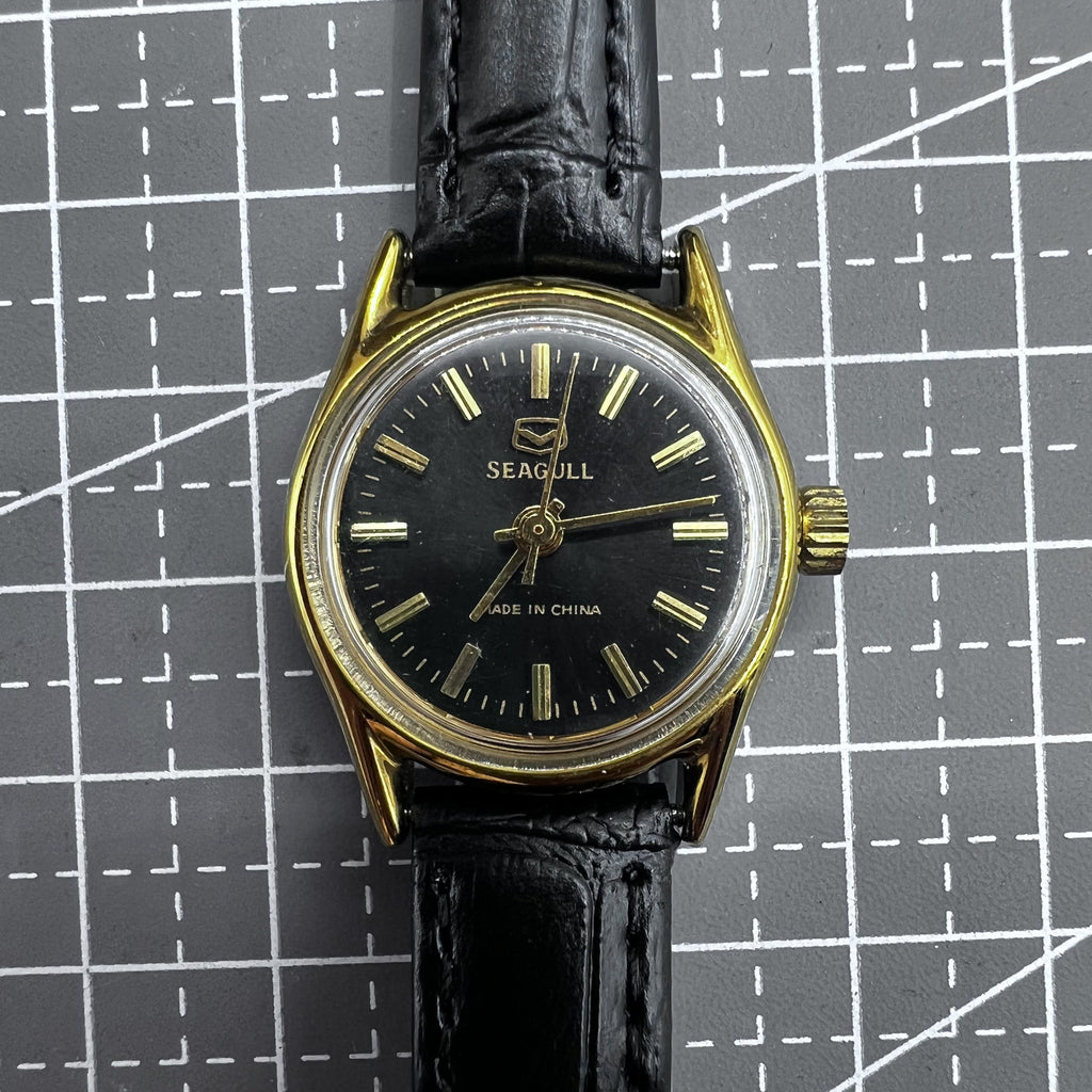 Black Round Case Golden Nail Tianjin Seagull Manual Mechanical Ladies Watch