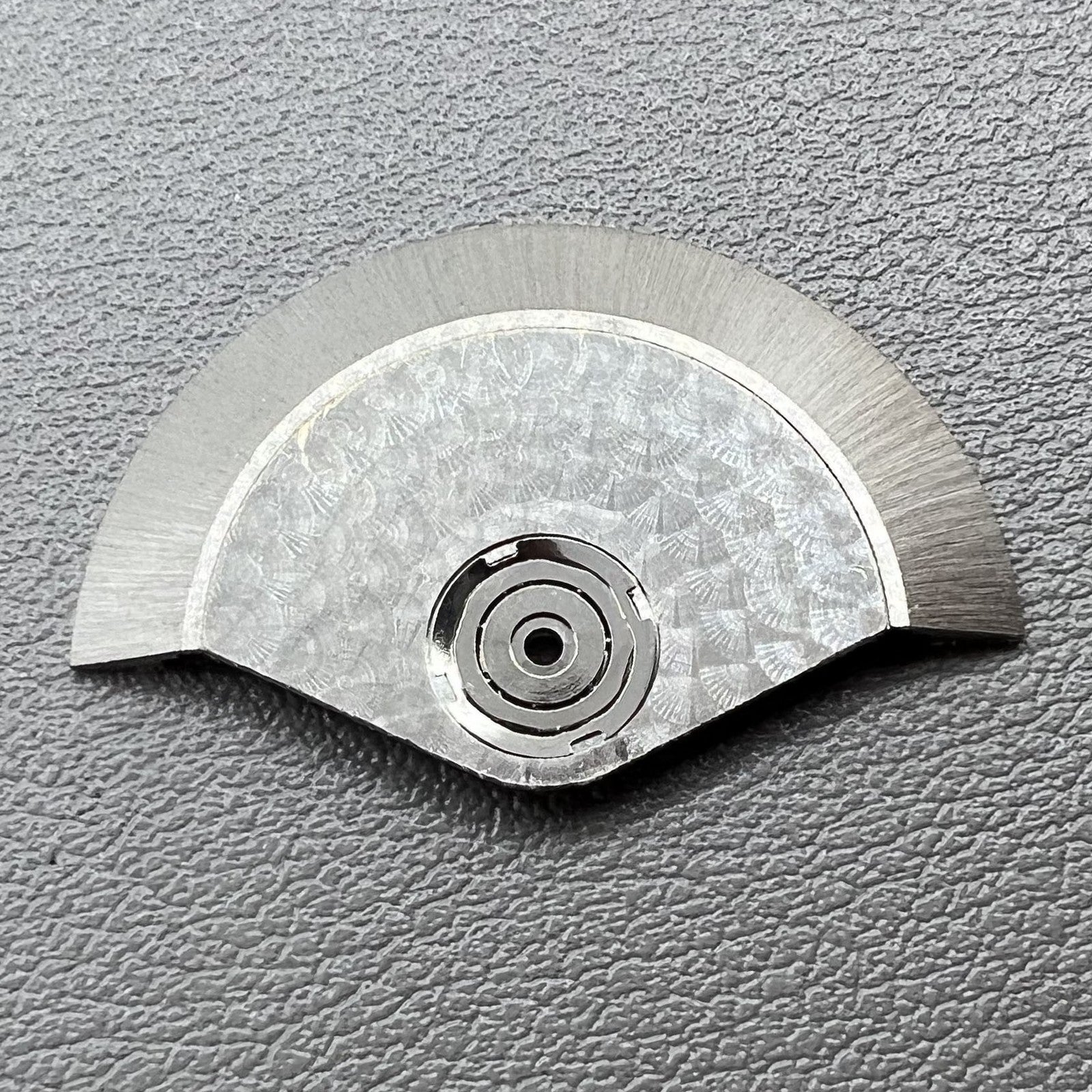 2 PIECES Ref.570 Rotor Oscillating Weight Spare Parts Fit For ETA 7750 Movement