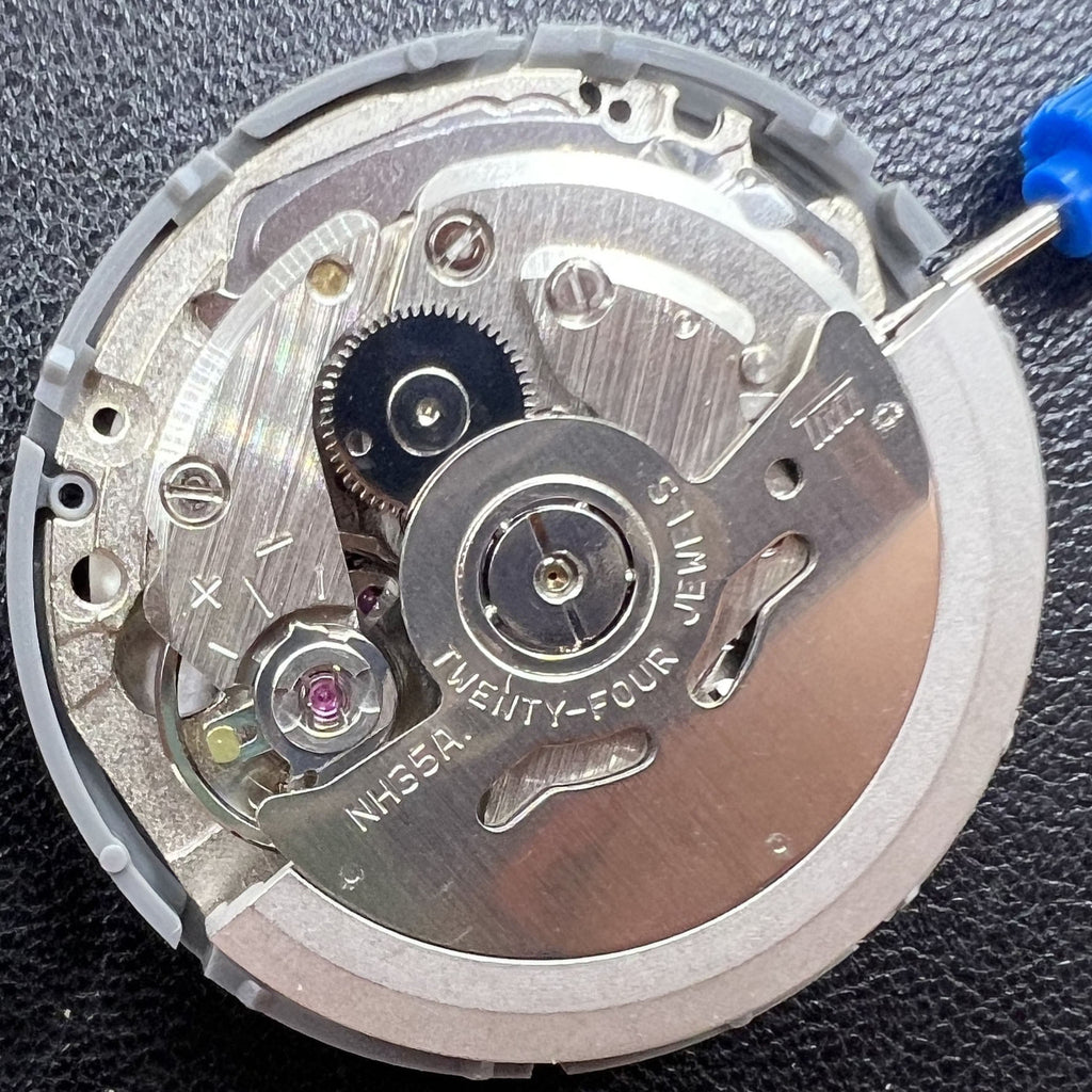 Seiko NH35 Automatic Mechanical Movement Vintage Orange Date Wheel 24 Jewels