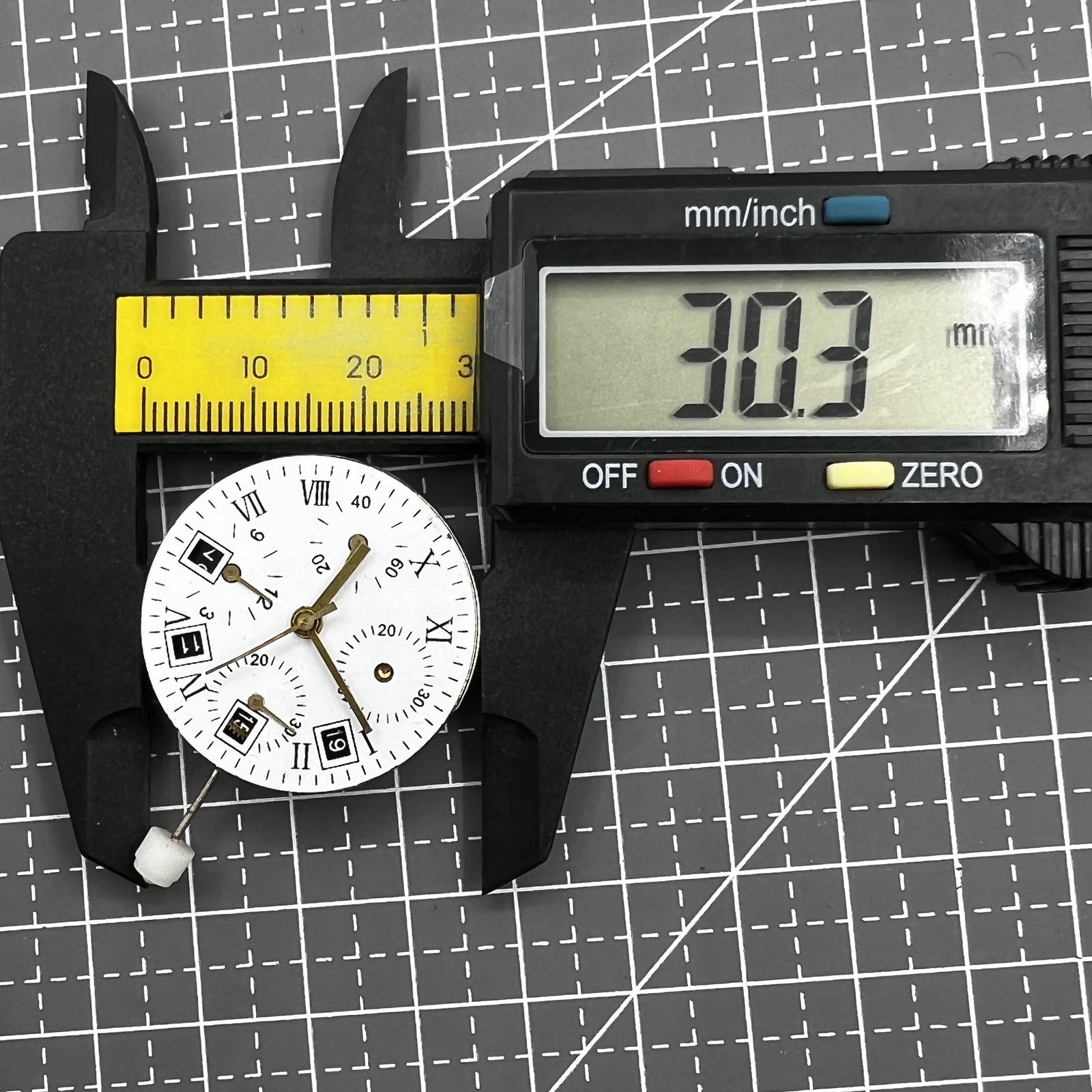 7750 Automatic Chronograph Movement ETA 7750 Configuration Single Calendar