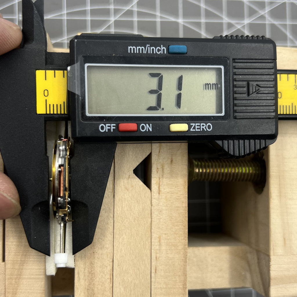 Golden ISA 8271 Date At 6 Quartz Movement Multifunctional