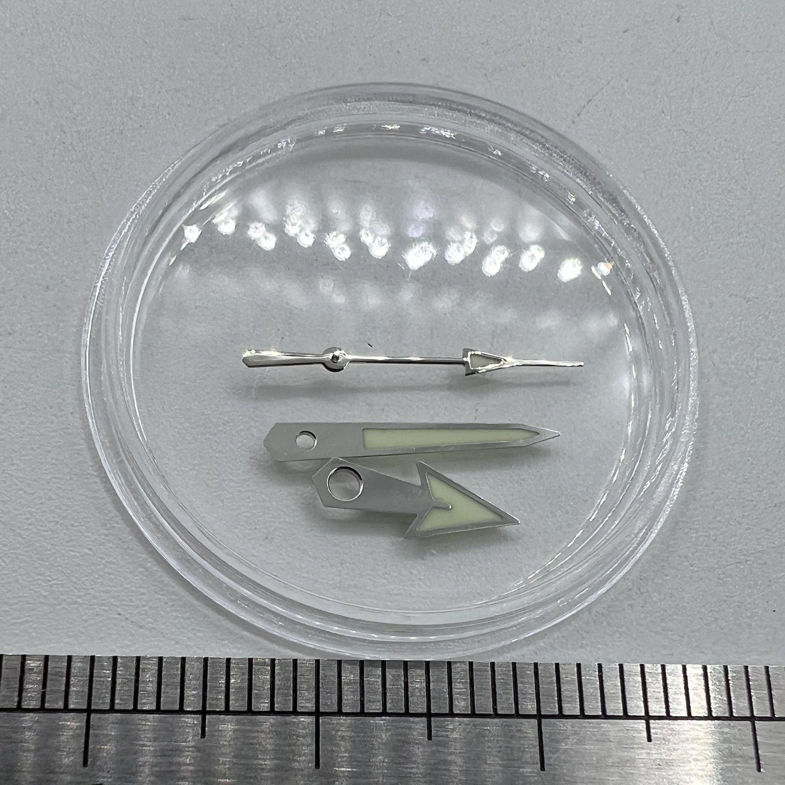 Watch Hands Green Lume Arrow Shape Silver Trim 12mm for Miyota NH35/NH36/NH38