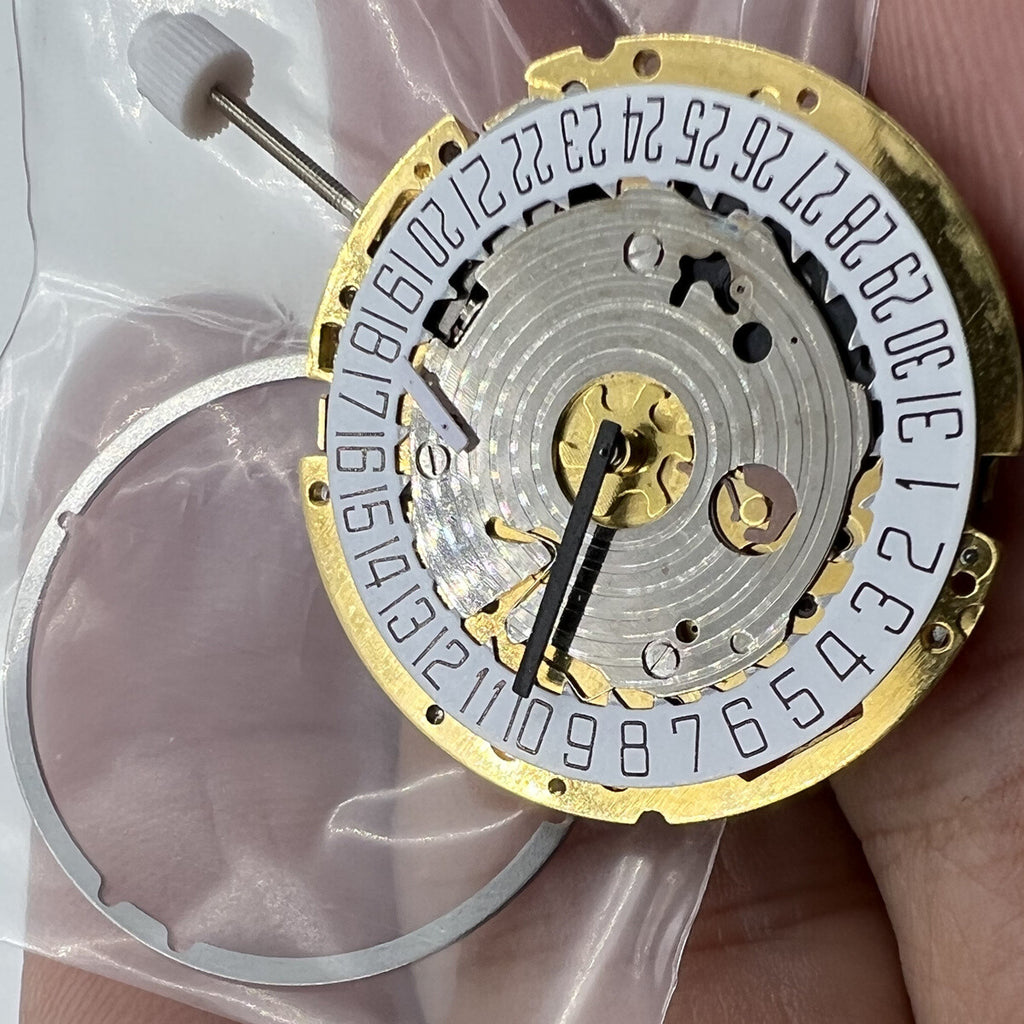 Watchmakers ISA 8176-2050 Quartz Movement Small Second@2 Date at 6 Replacements
