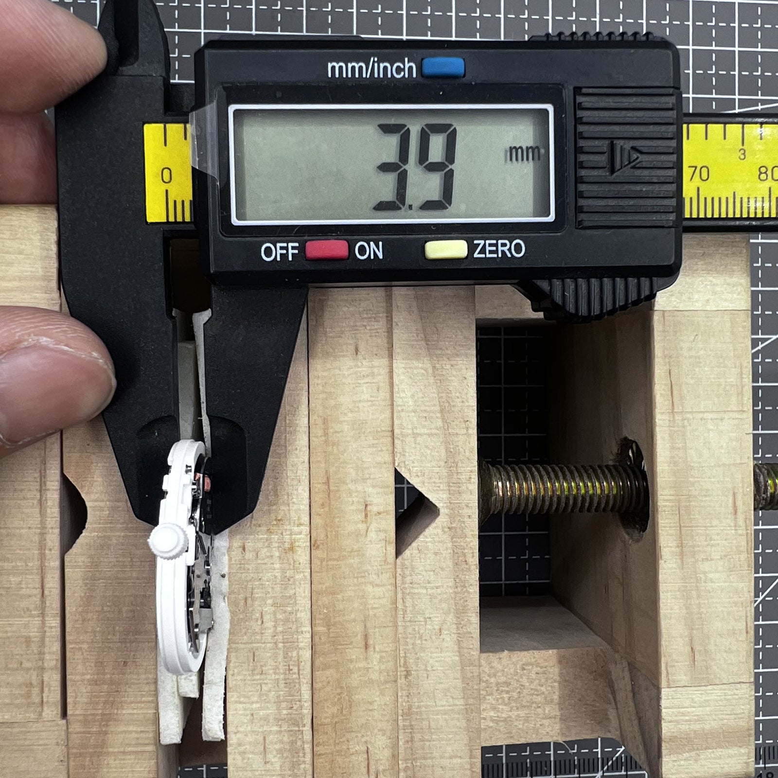 Swiss ISA 1198 Quartz Movement Day Date Movement