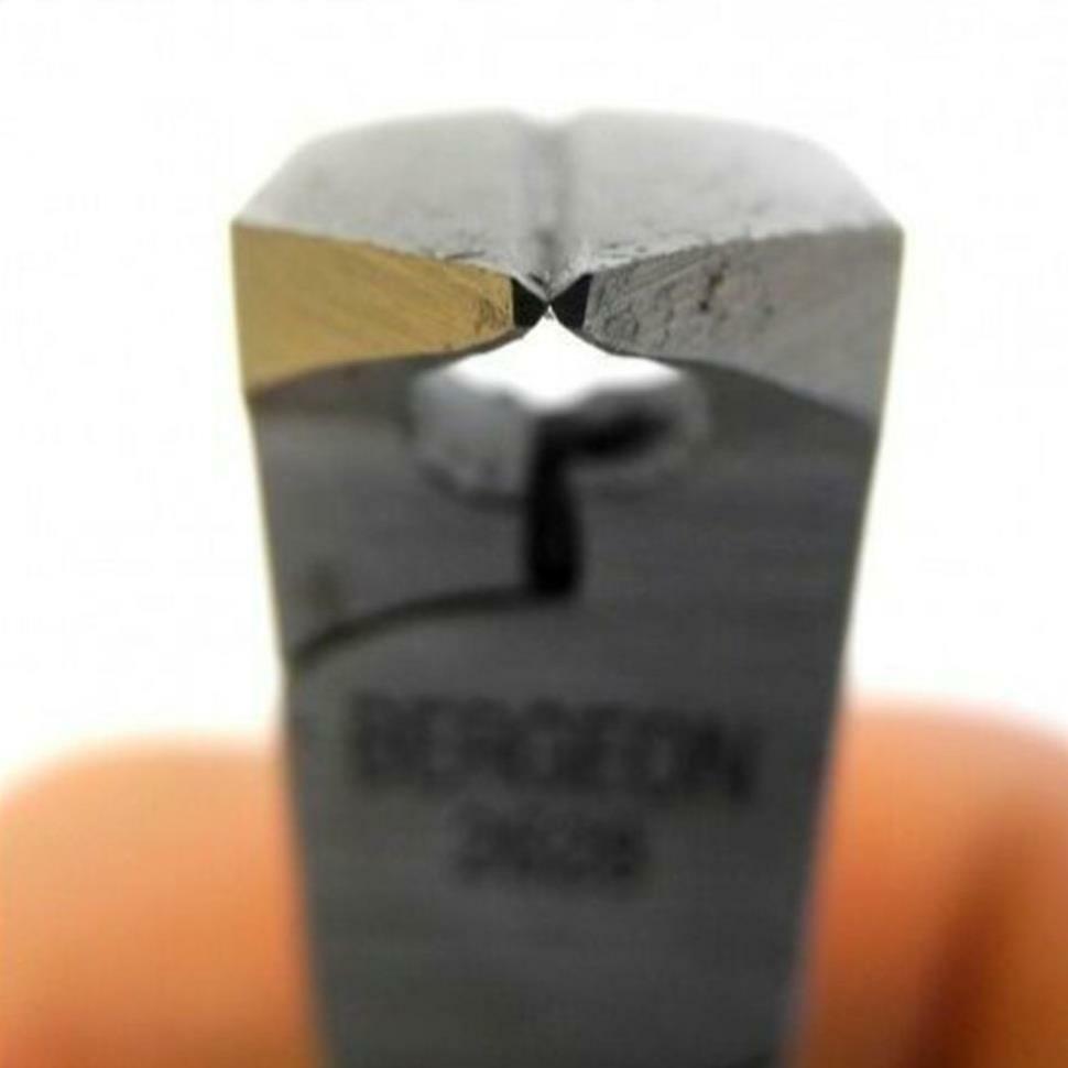 Bergeon 2628 Oblique End Cutting Plier
