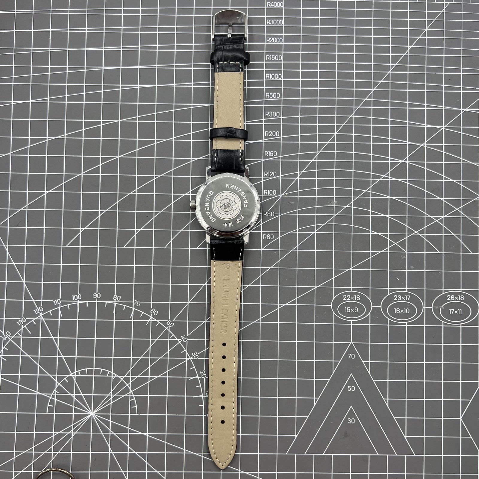 37mm China Baihua Manual Mechanical Watch 19 Jews Silver Dial Shock-Resistant