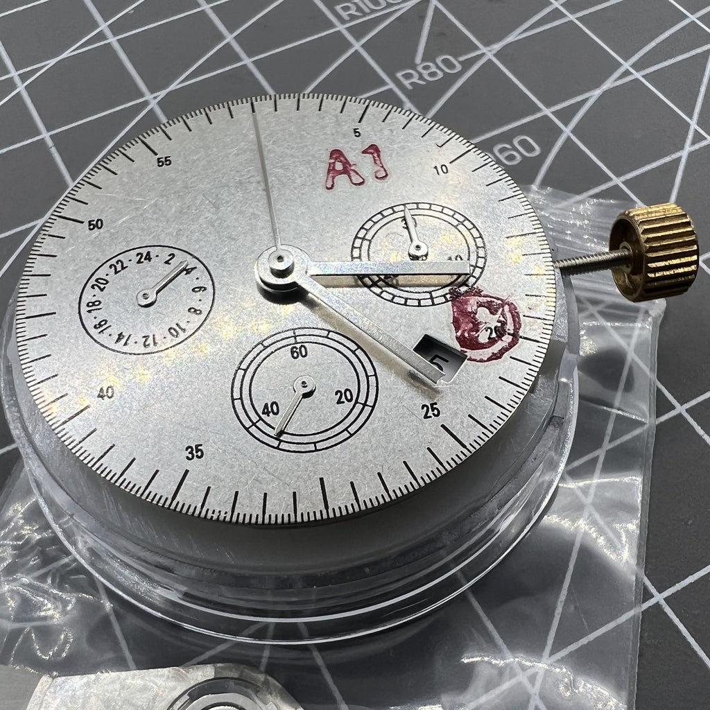 Automatic Chronograph Movement ETA 7753 Configuration Small Second @6