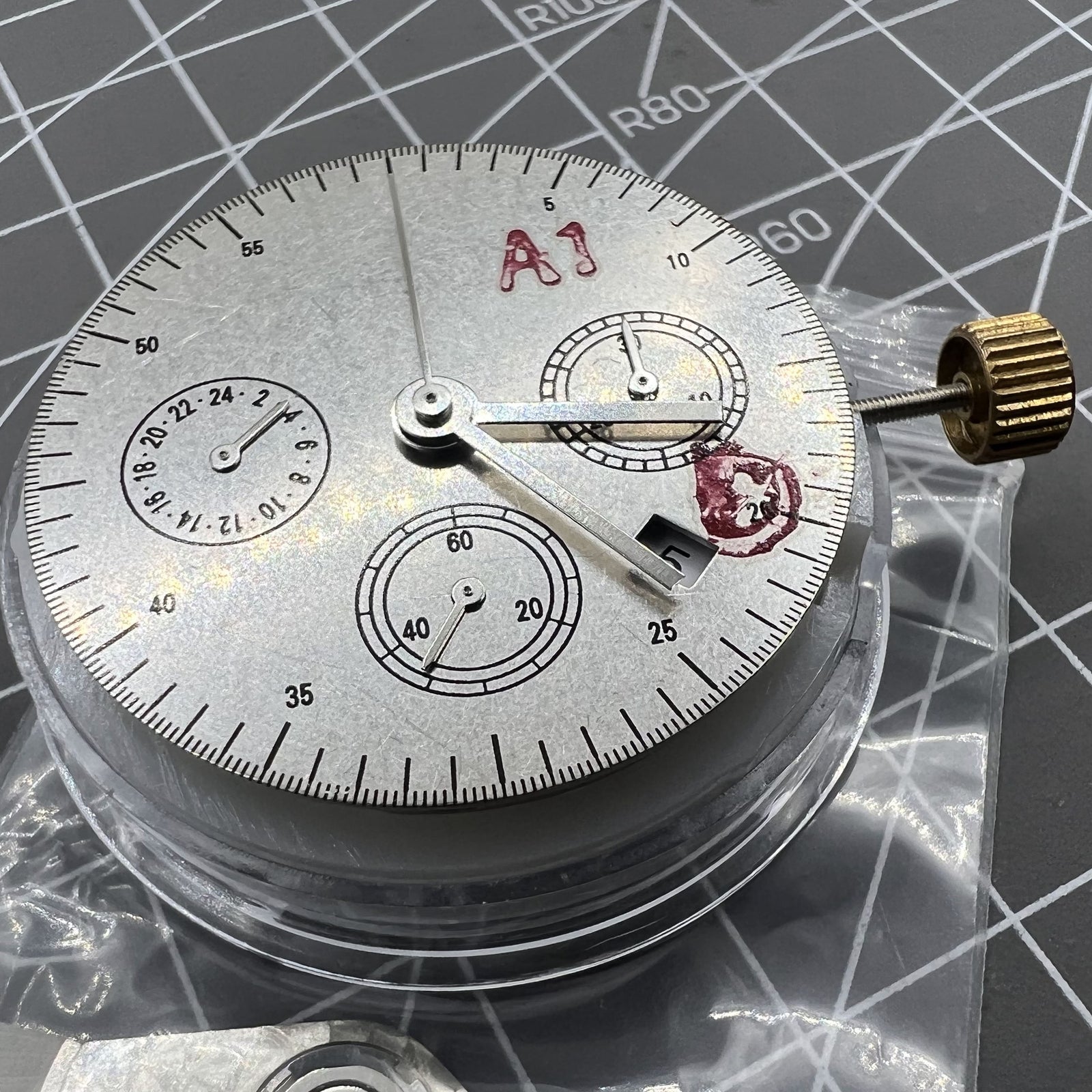 Automatic Chronograph Movement ETA 7753 Configuration Small Second @6