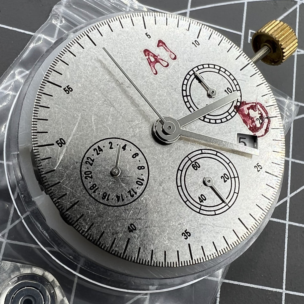 Automatic Chronograph Movement ETA 7753 Configuration Small Second @6