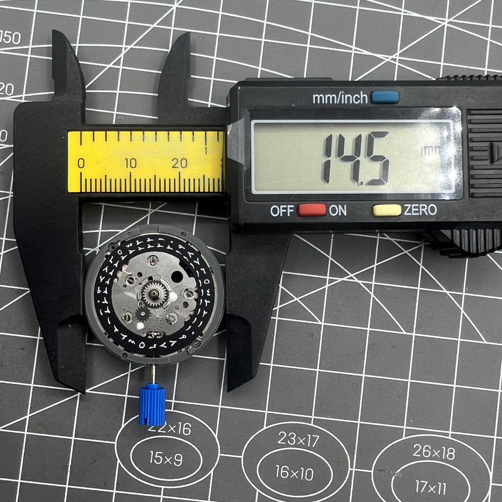 NH34 Automatic Mechanical GMT Movement Hacking Seconds Black Disk Arabic Font