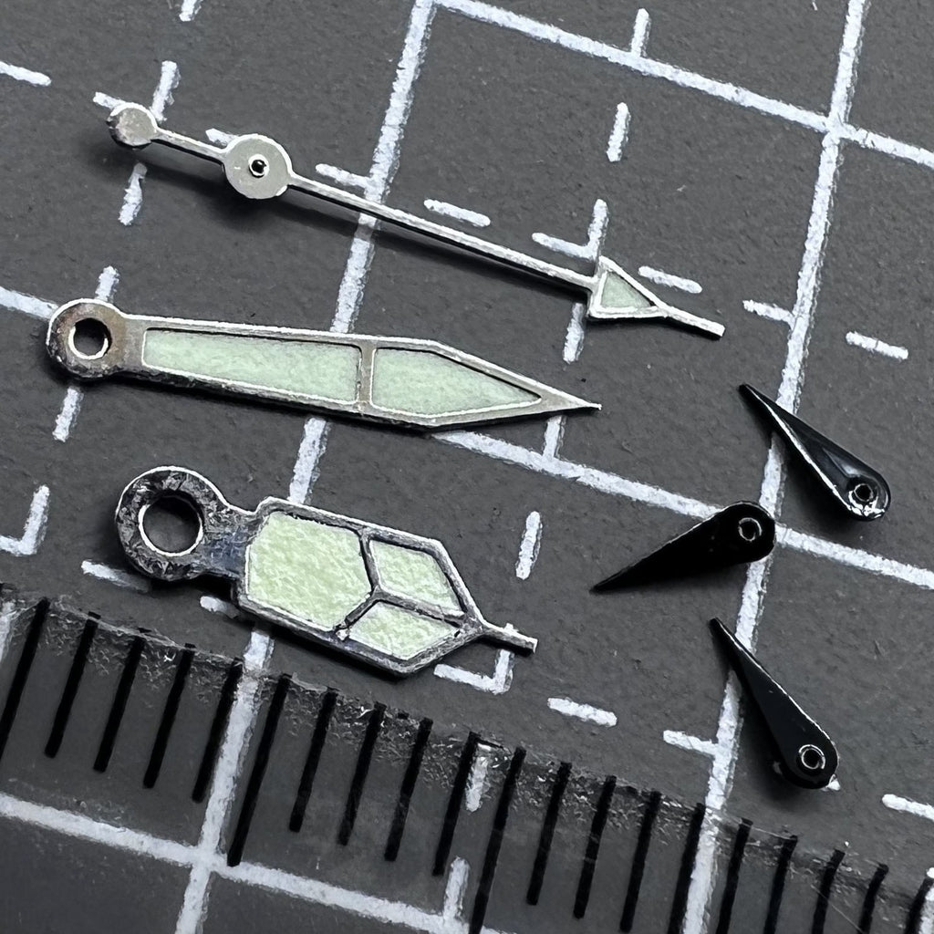 2 Sets/Pack 11mm Black Small Second Hands Silver Trim Hands for VD53 VD54 VD57
