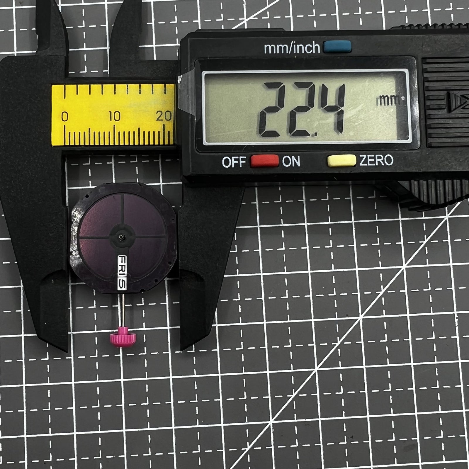 E101M Eco-Drive Movement Japan Made Movement Date At 3