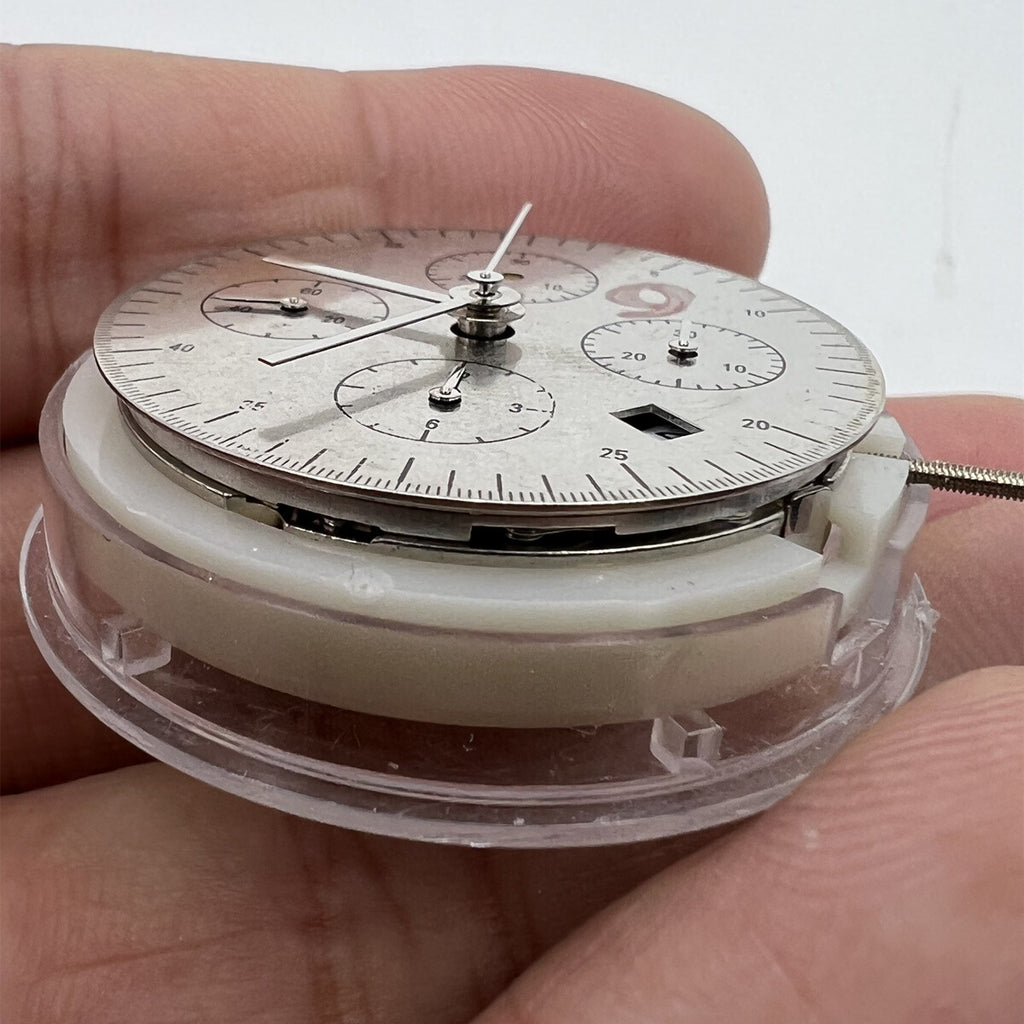 China Made 7750 White Single Calendar Mechanical Movement Small Second@3@6@9
