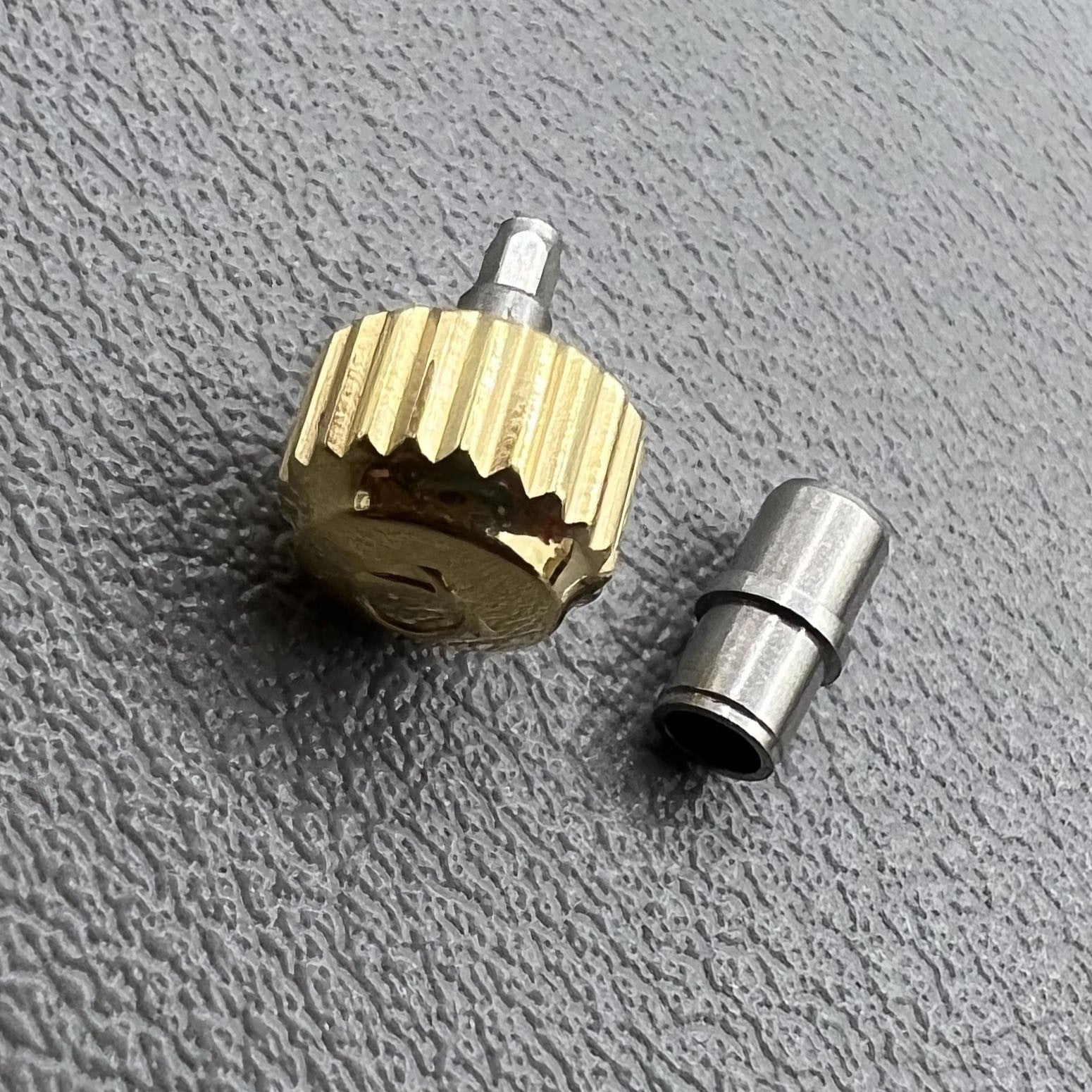 6.3mm Gold Watch Crown with Tube for OMEGA Seamaster 300 Watch