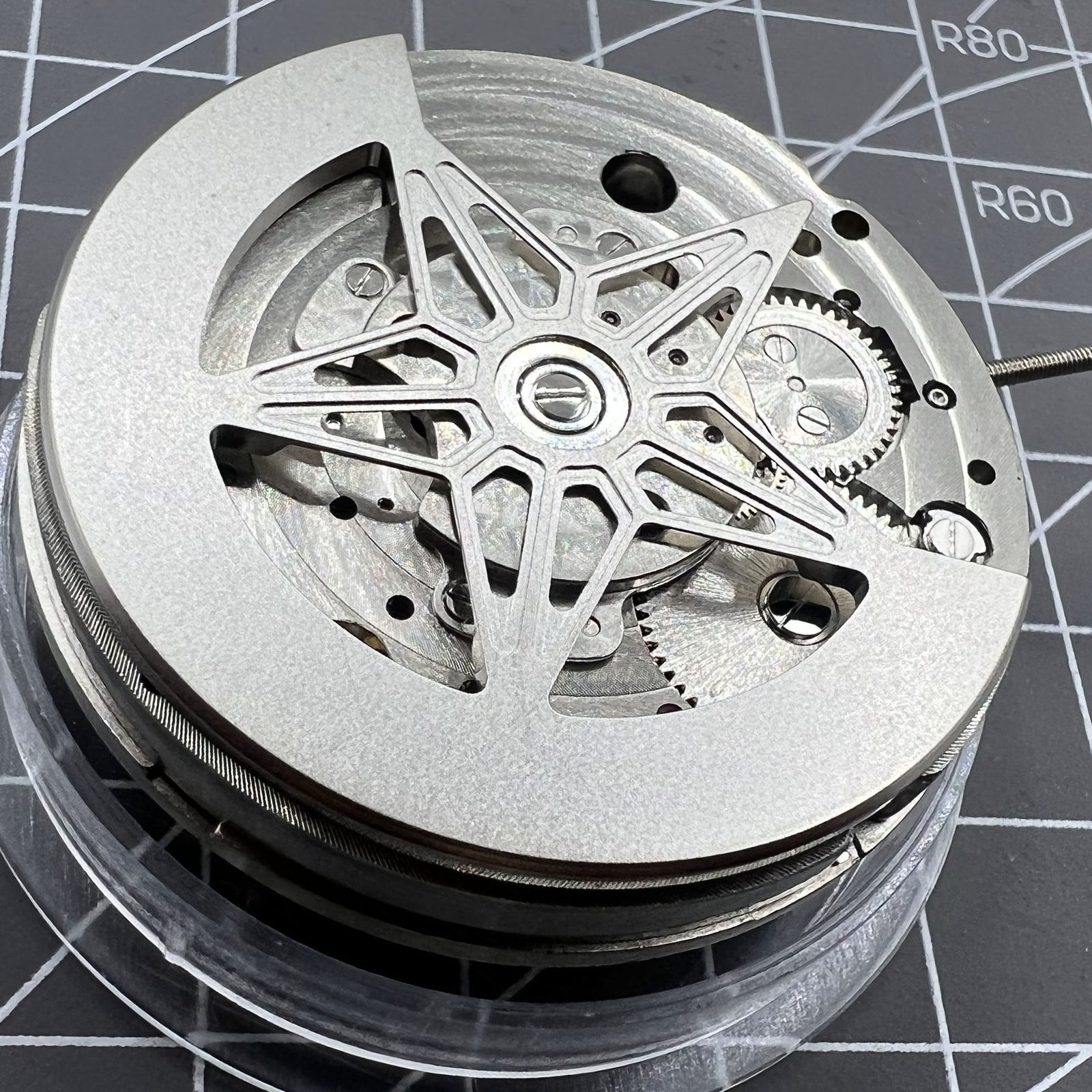 China Made Dandong Silver Hollow Star Moon Phase Automatic Mechanical Movement
