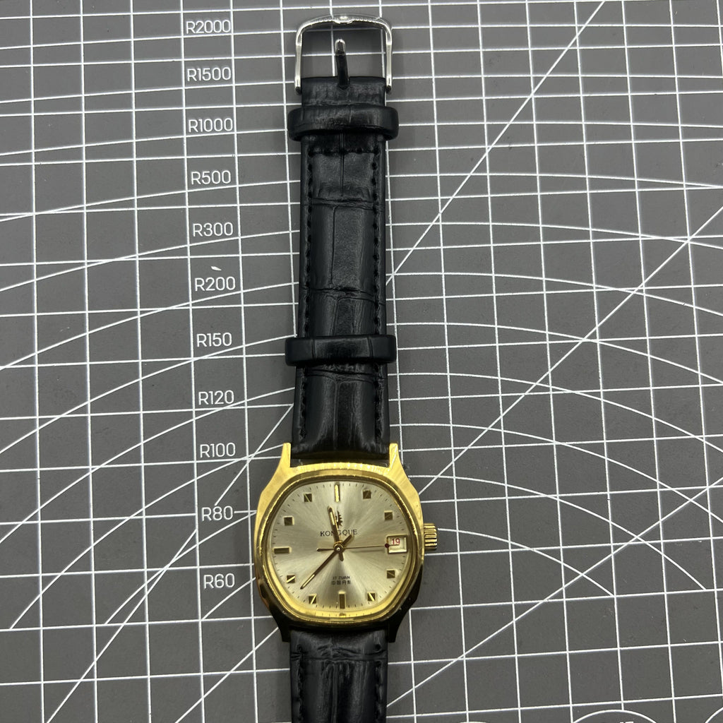 Black Dandong Manual Mechanical Watch 17 Jews Single Calendar Golden Dial