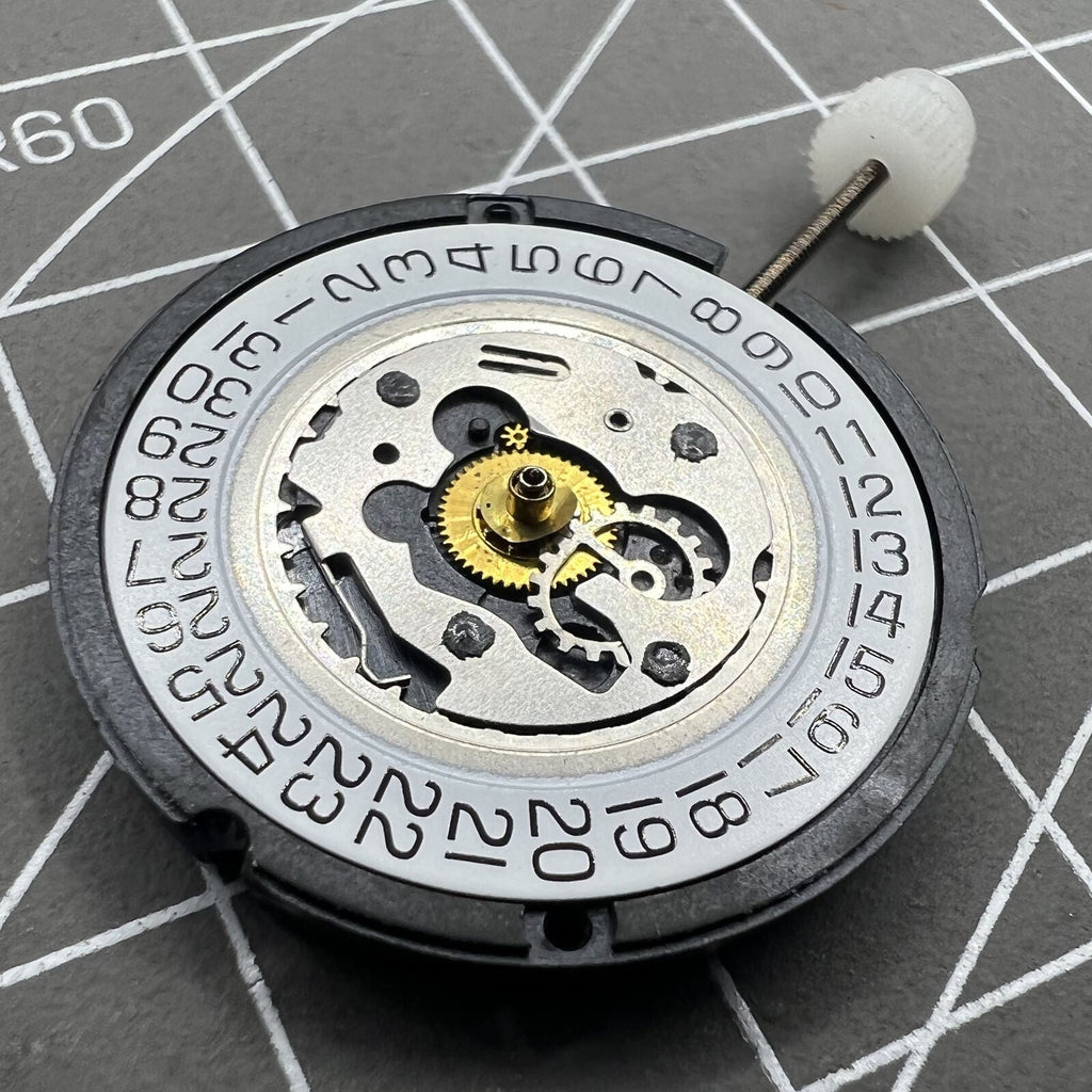 Swiss ETA 804.114 Quartz Movement Date@3 Single Calendar