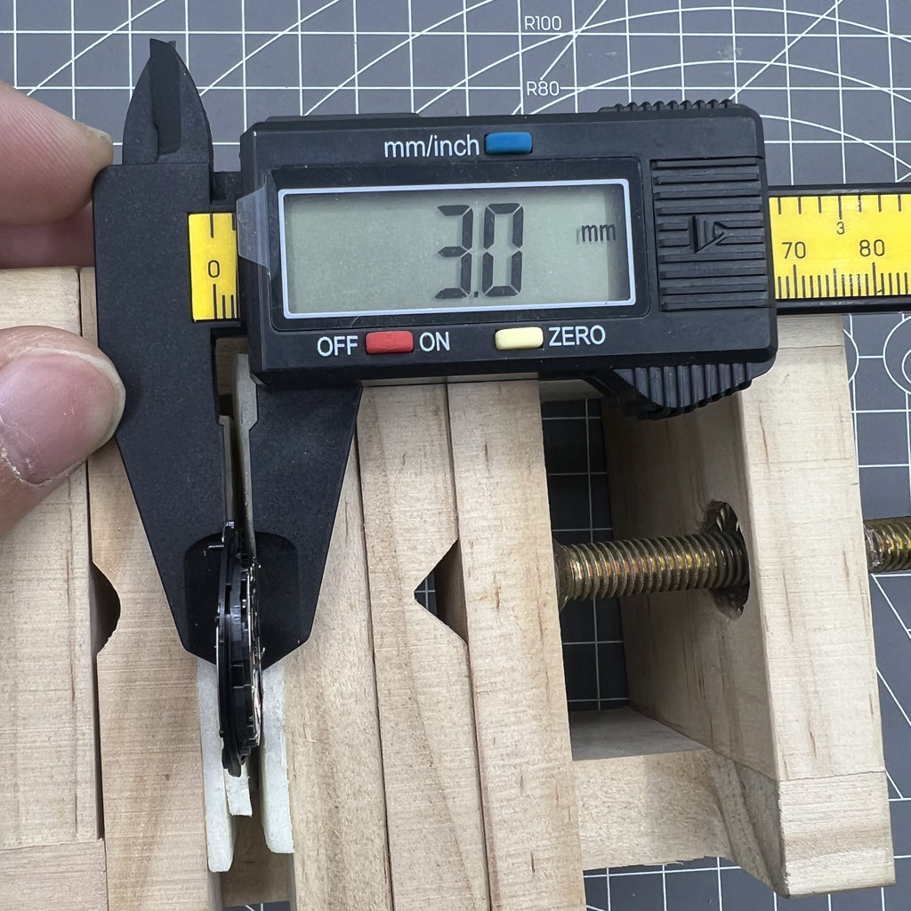 Hattori Epson TMI VS37 VS37A Watch Quartz Movement Solar Power