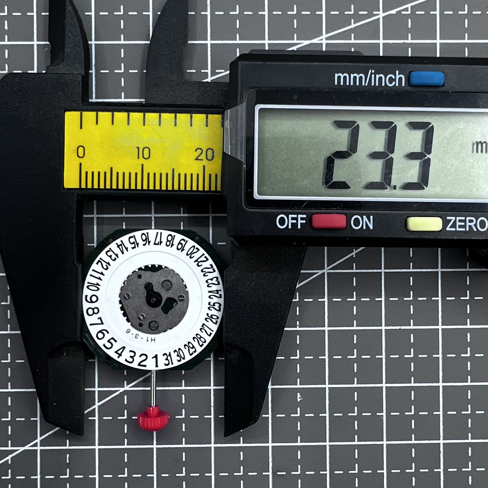 Japan Miyota 2315 3 Hands Date at 6 Quartz Movement  With Watch Stem