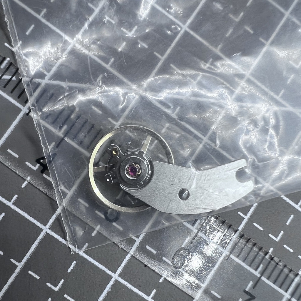 Dissembled Part Complete Balance Wheel with The Splint for Movement ETA C01.211