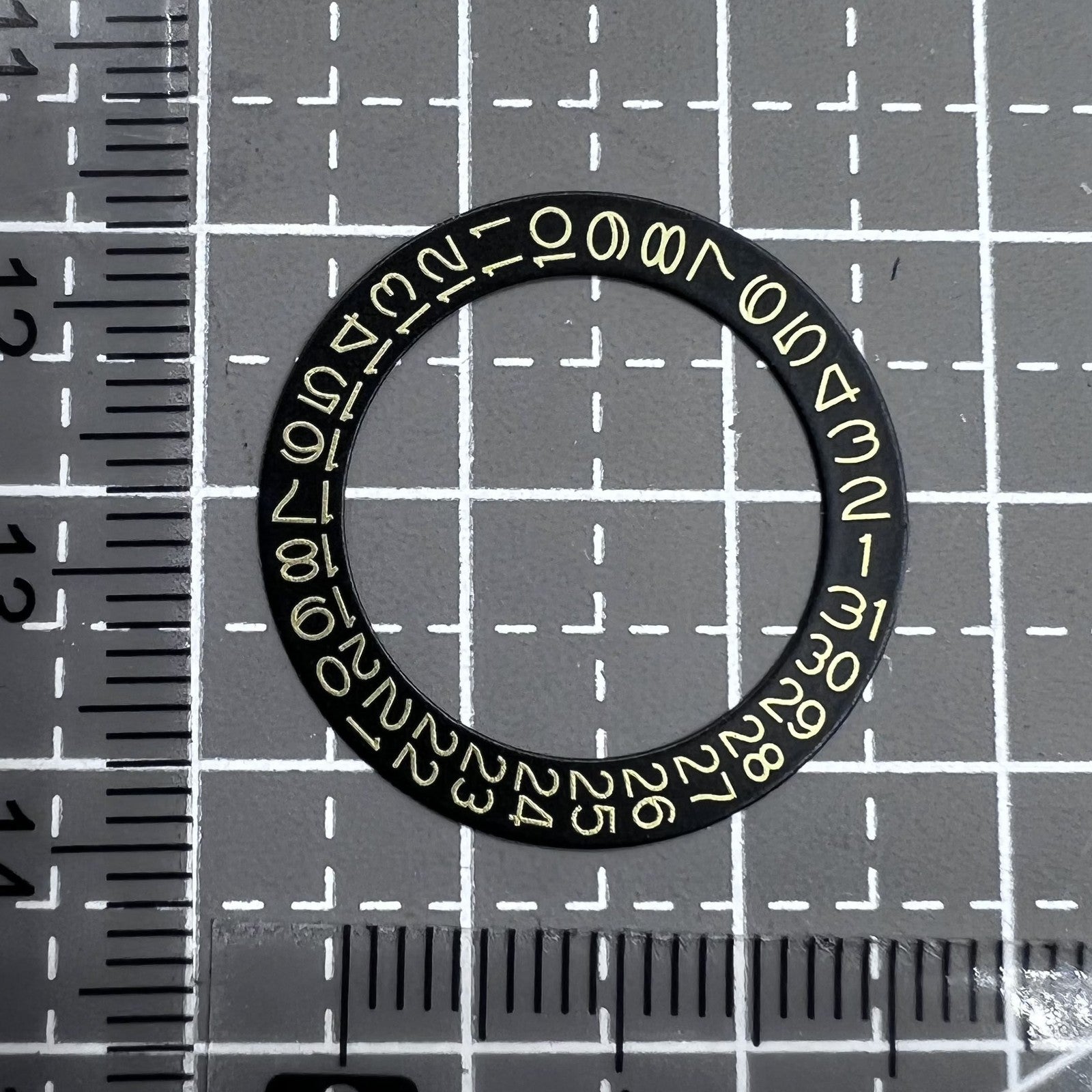 2 PIECES Golden Character Black Background Date Disk Date Wheel for NH35 NH36