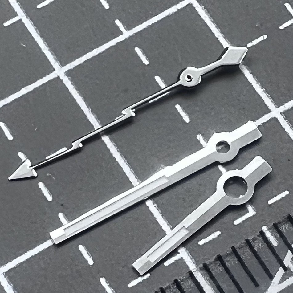 2 Sets/Pack Silver Trim Lightning Second Hand Silver Pointed Hands for NH35/36