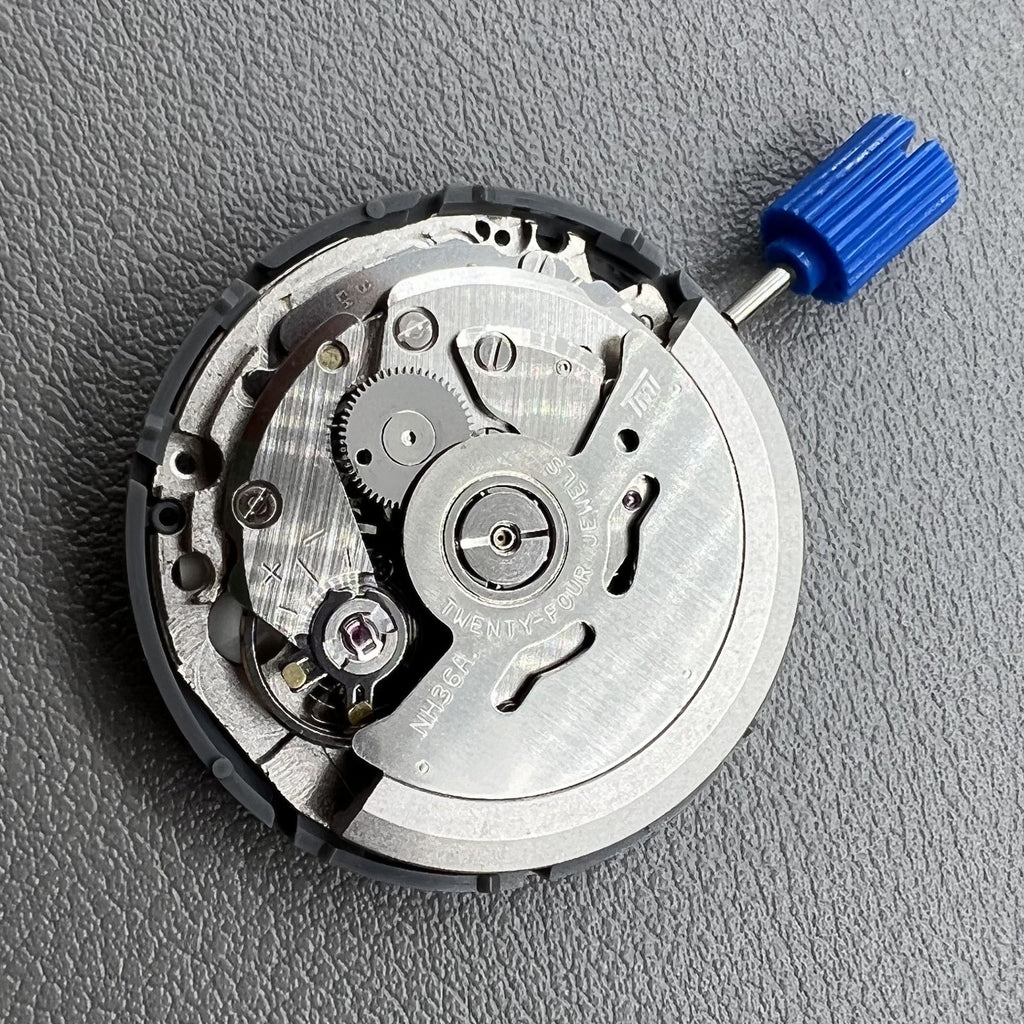 Seiko NH36 Movement White Disk Japanese+English Font Week Crown At 3.8