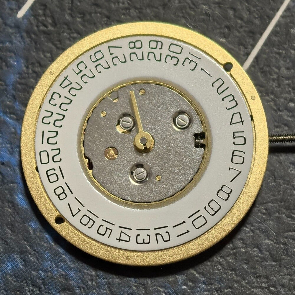 New Swiss Made ISA 220 Quartz Movement Watch Part Single Calendar Date At 3