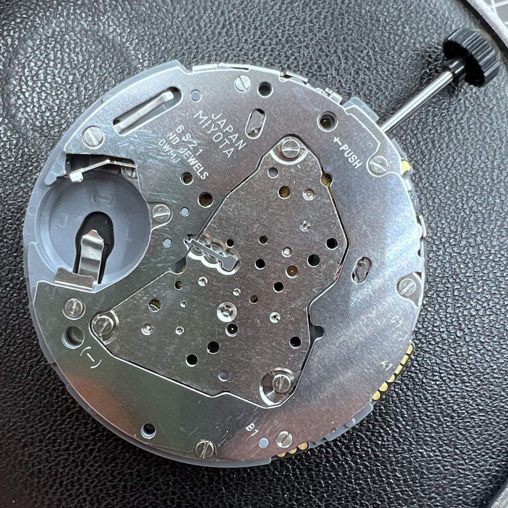 Japan Miyota 6S21 Date at 6 Quartz Movement