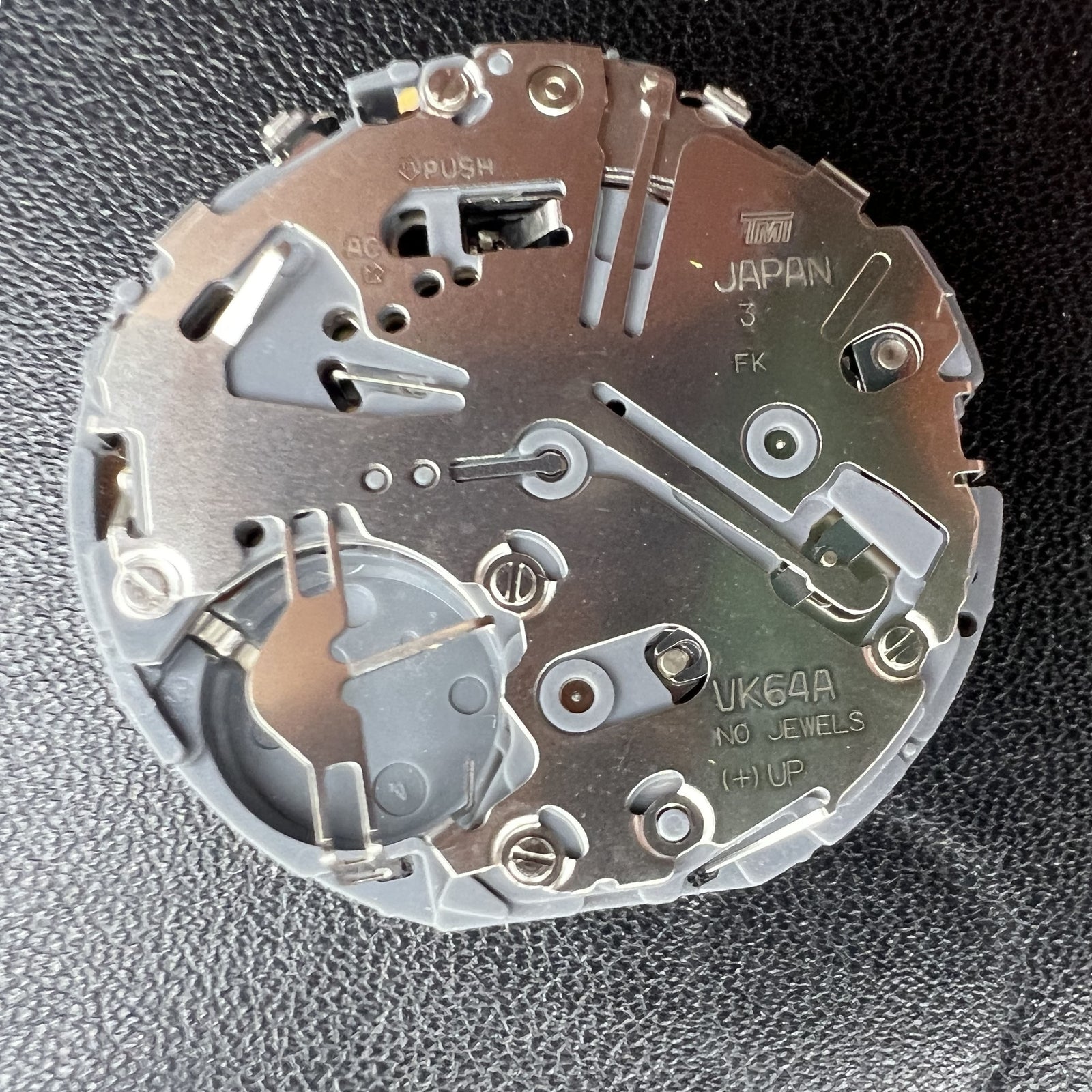 Japan Hattori VK64 VK64A Date at 6 QUARTZ Movement