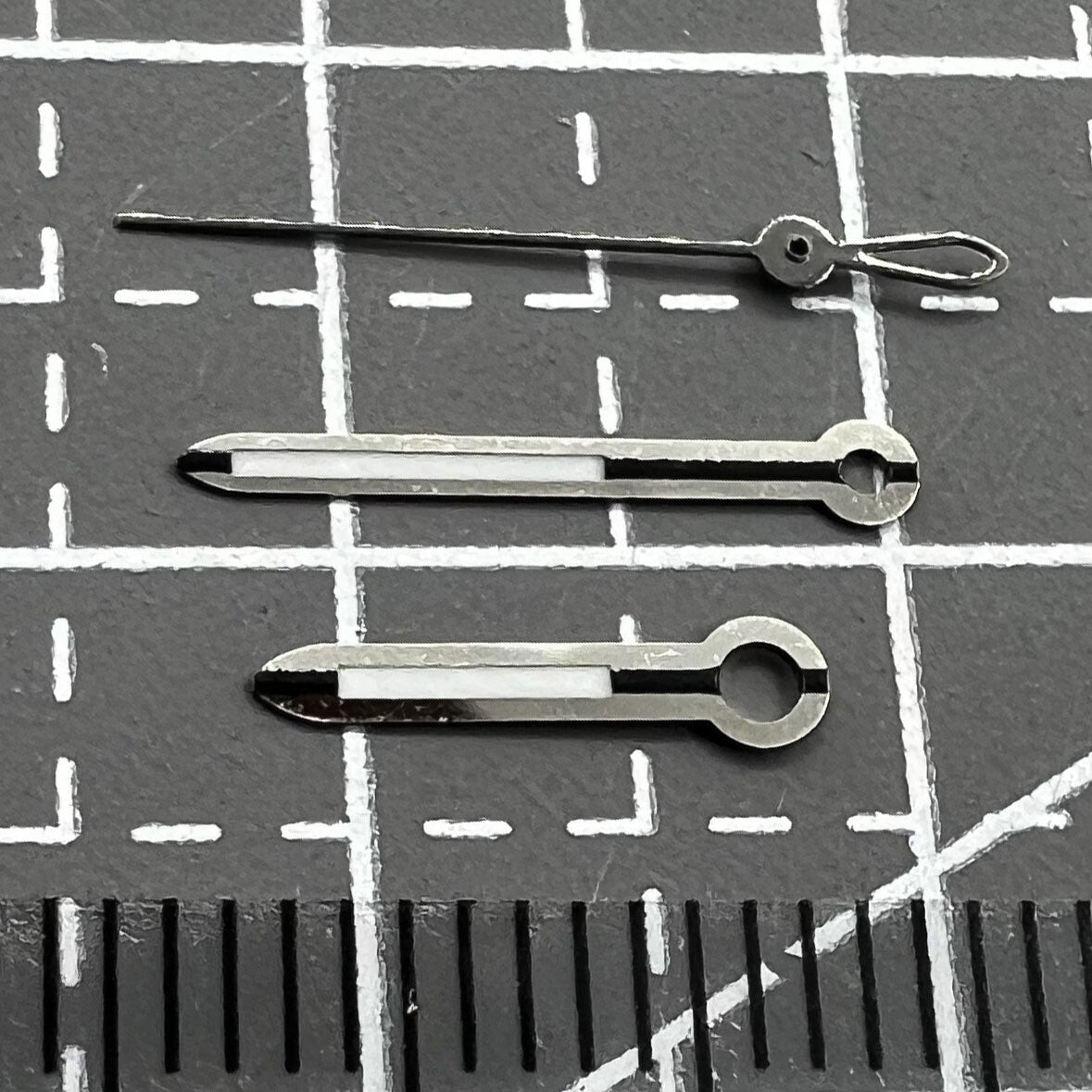 2 Sets/Pack Silver Trim Watch Hands Set for ETA 2824 2834 2836 2846 Movement