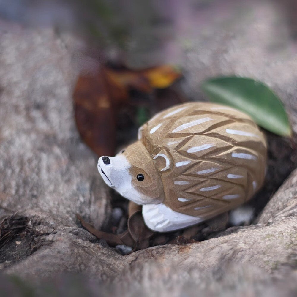 2pcs Handmade Lying+Standing Little Hedgehog Wooden Figurine Sculpture Artwork
