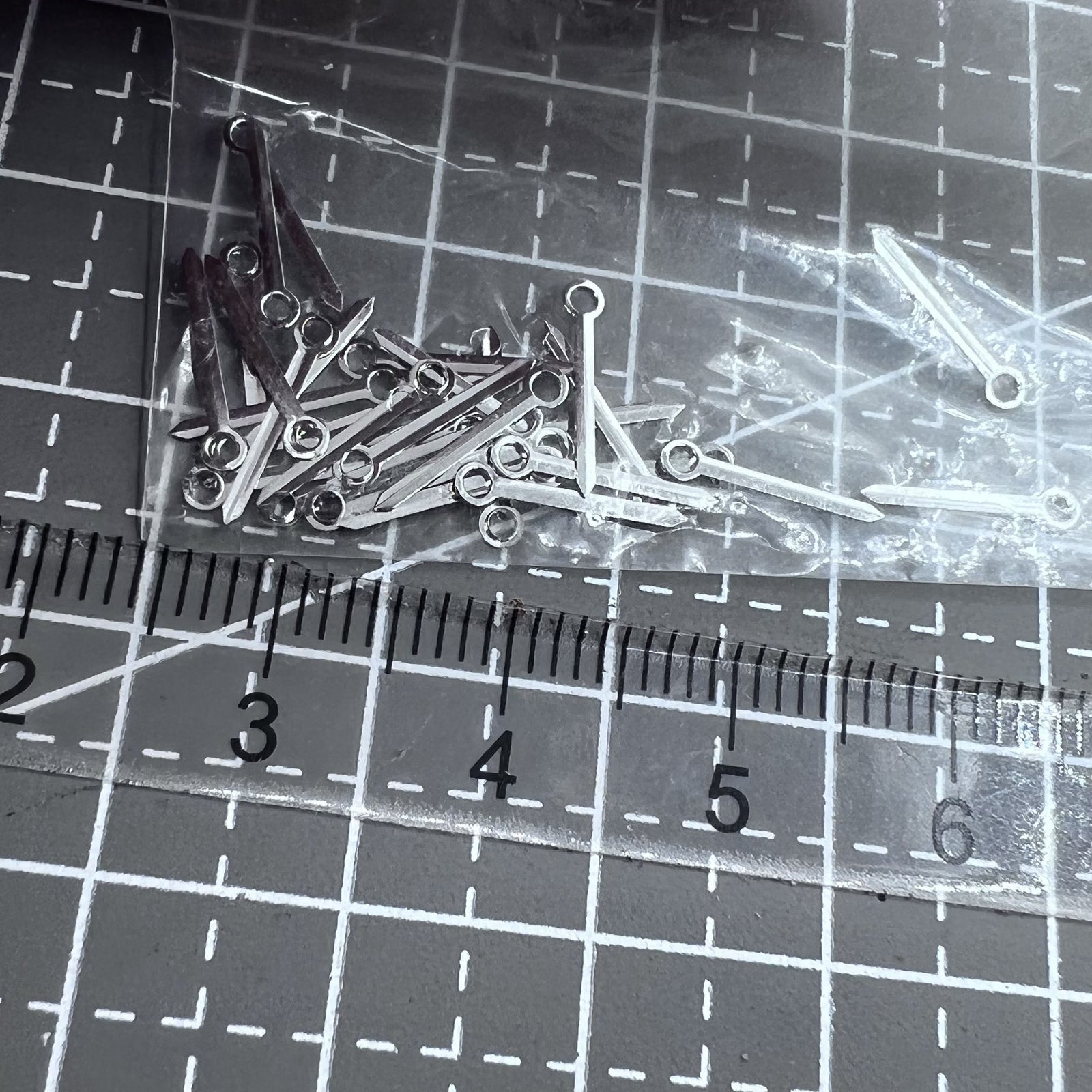100 Sets 13.5mm Silver Second Hands Watch Hands for Quartz Movement PC21