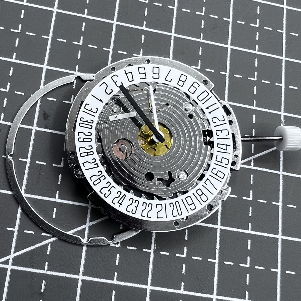 Swiss ISA 8171A Quartz Movement 4 Hands White Disk Date At 6