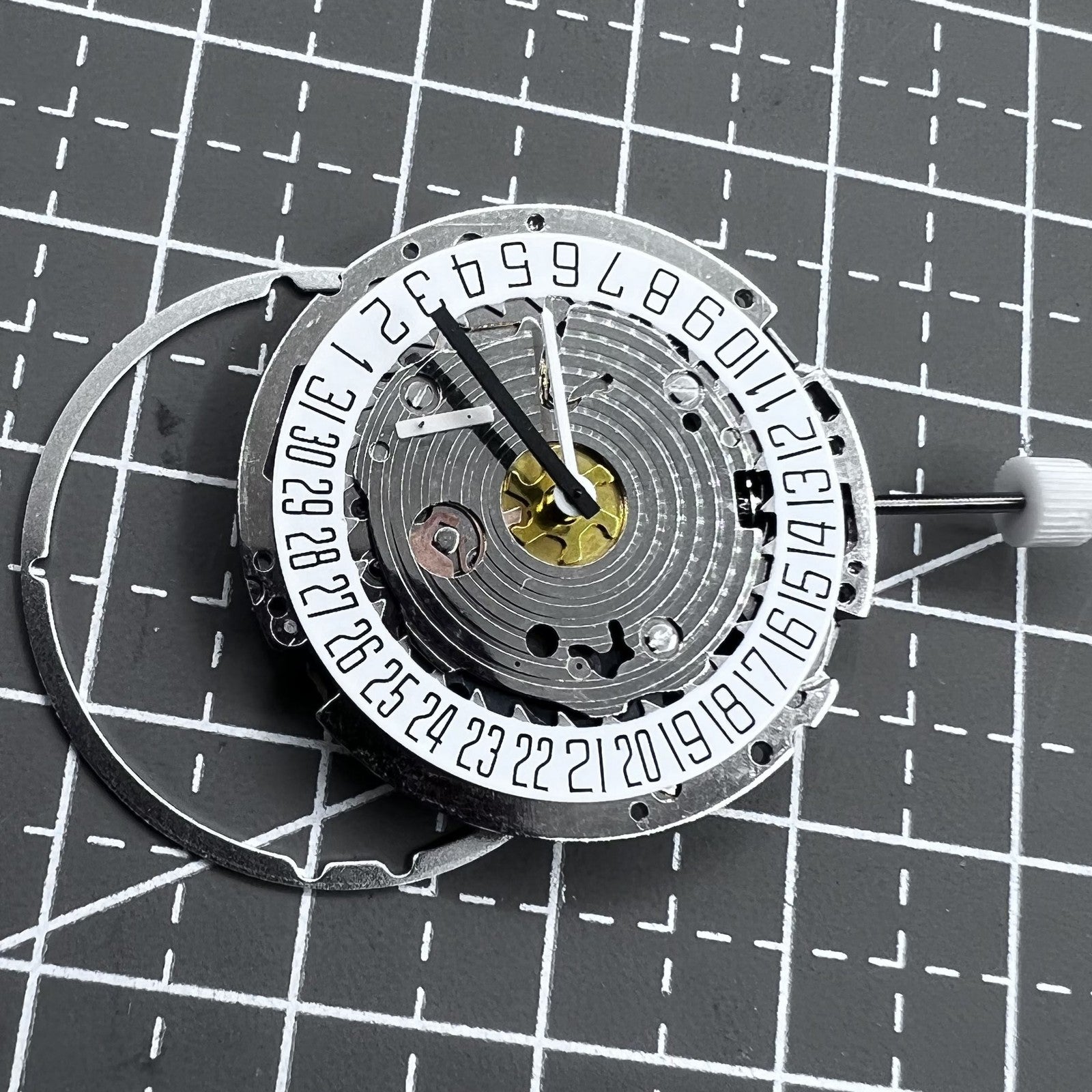 Swiss ISA 8171A Quartz Movement 4 Hands White Disk Date At 6
