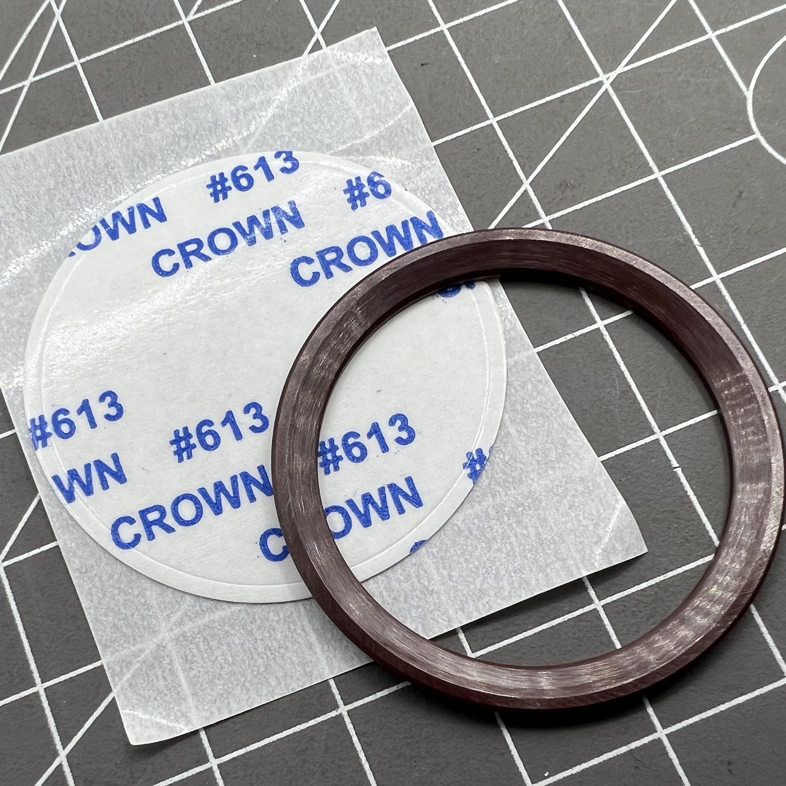 37.65*30.7mm Watch Bezel Ceramic Slope Brown Background White Font for Daytona