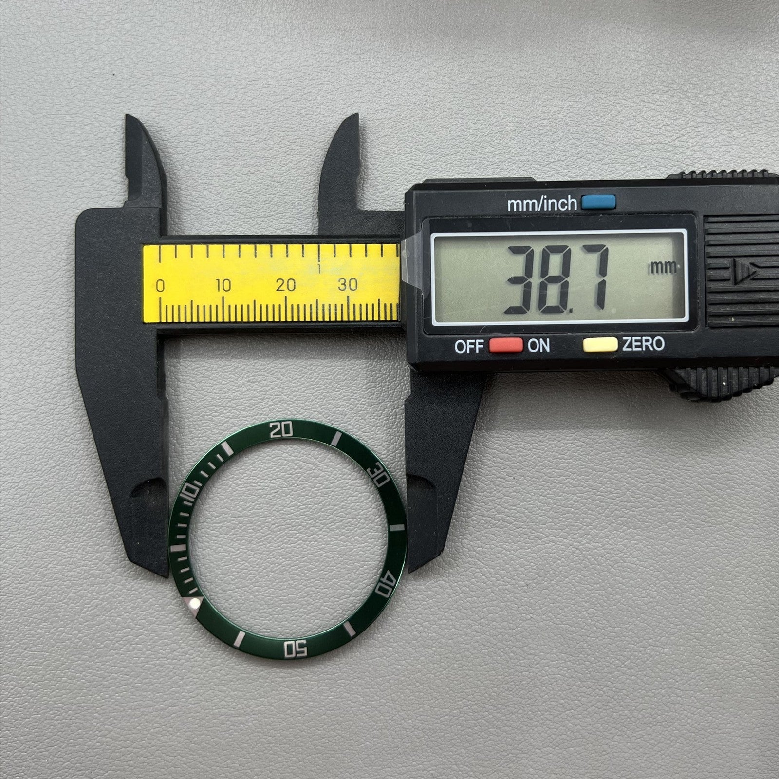 Out/in(39mm/32mm) Green Aluminium Watch Bezel Insert Watch Parts