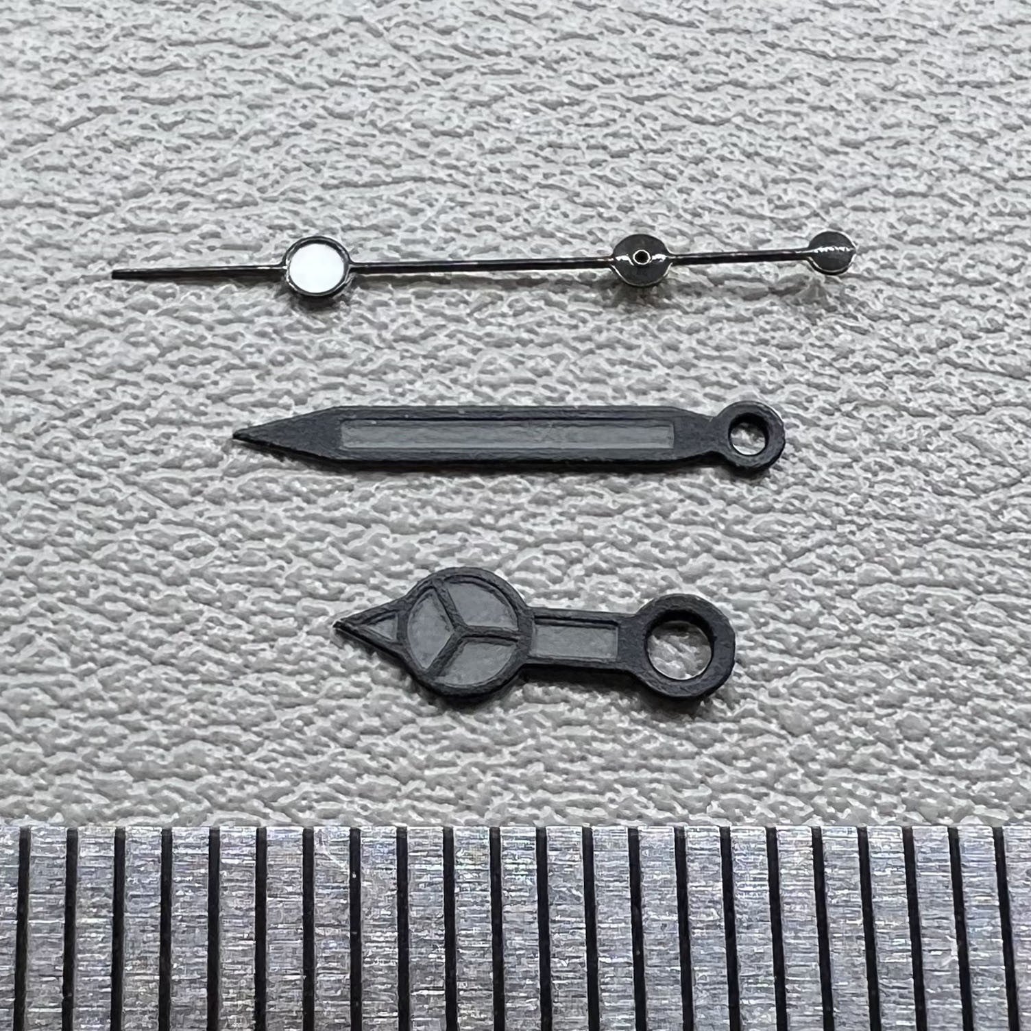 2 Sets Matted Black Trim Black Painted Lume Black Second Watch Hands for NH35/36