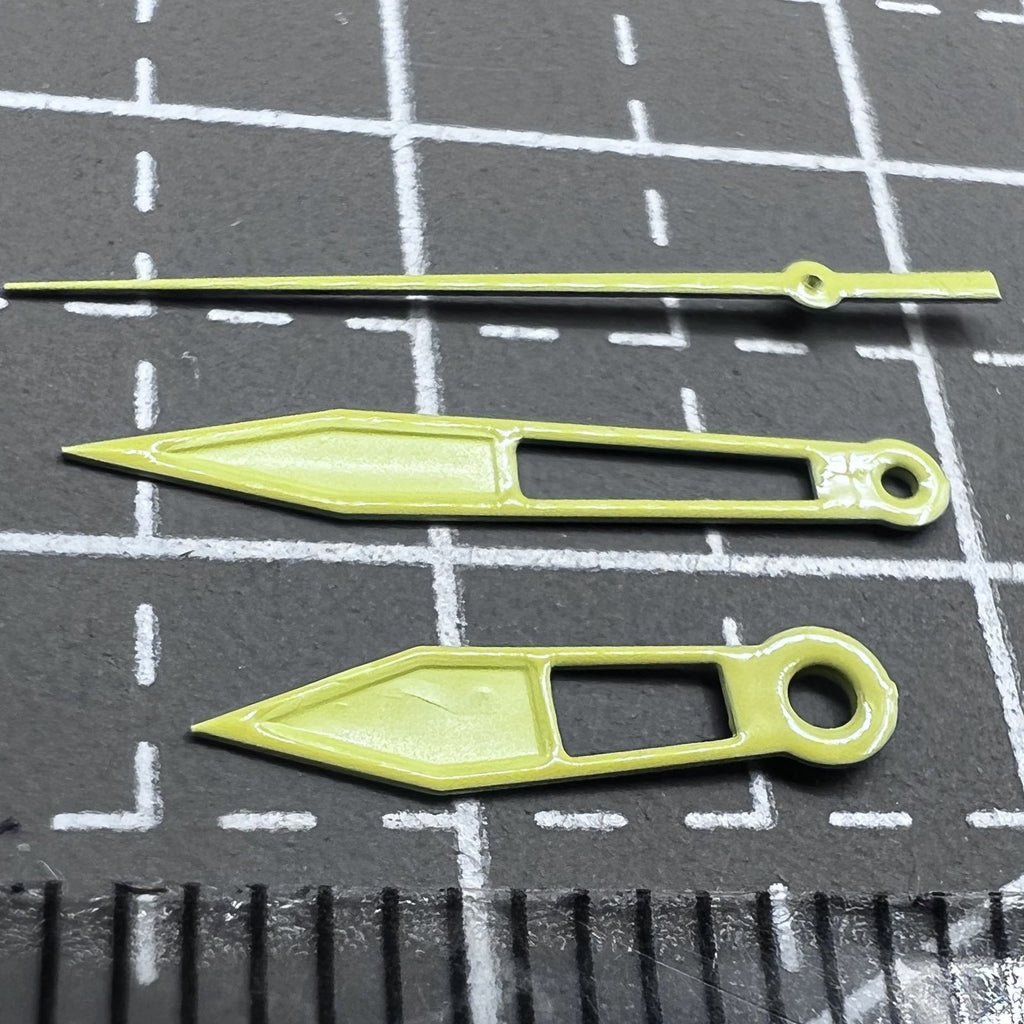 2 Sets/Pack Yellow Trim Hollow Arrow Hands for Miyota 2315 2035 2036 2115 2305