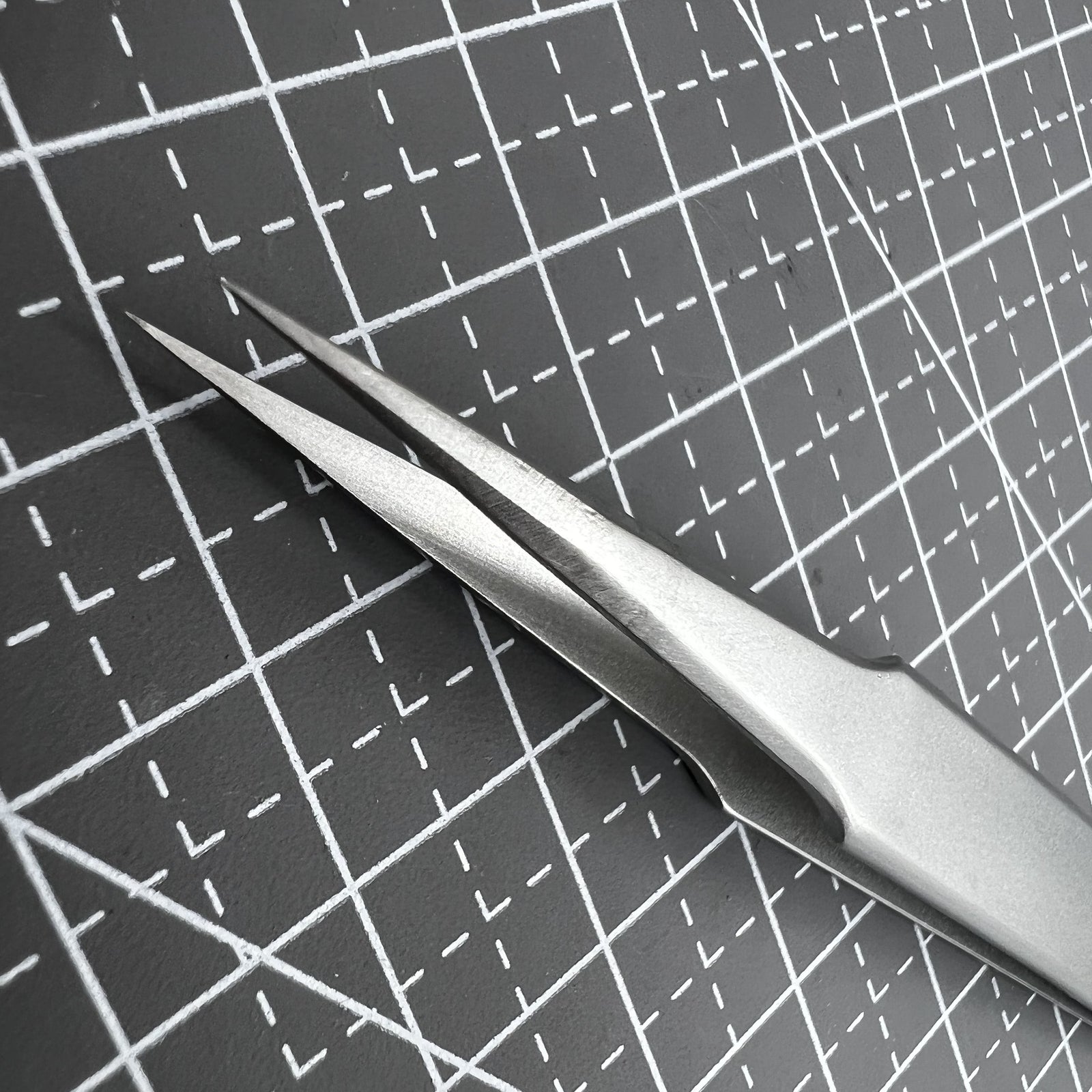 Swiss Bergeon 7026-2 Tweezer Antimagnetic Strong, Fine Point