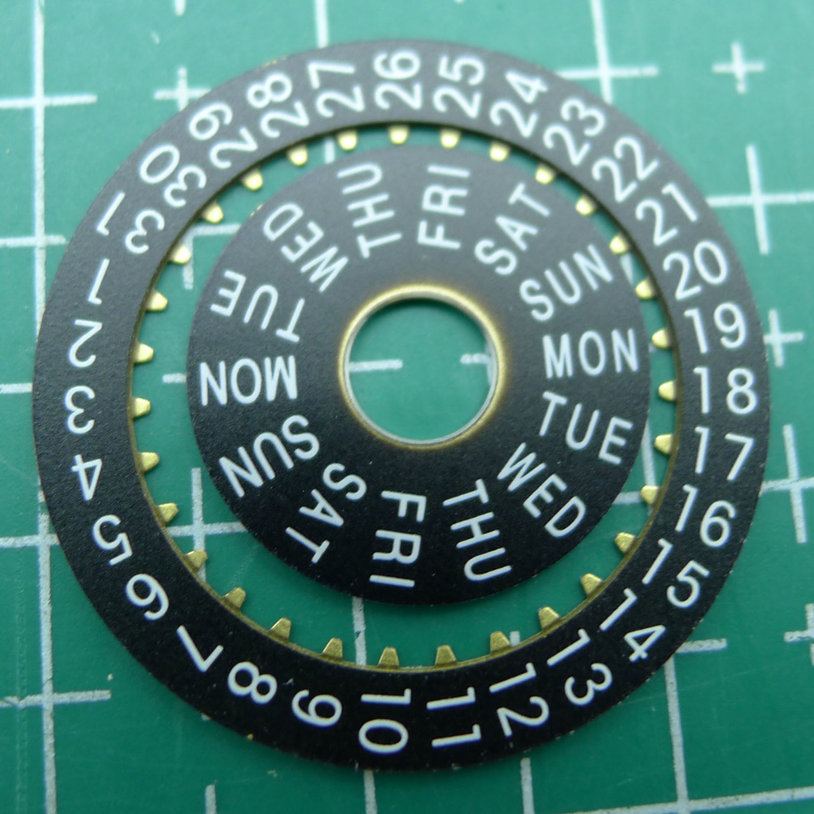 Pilot Black Date Disk Wheel Week Wheel Fit for Dandong 7750 Movement