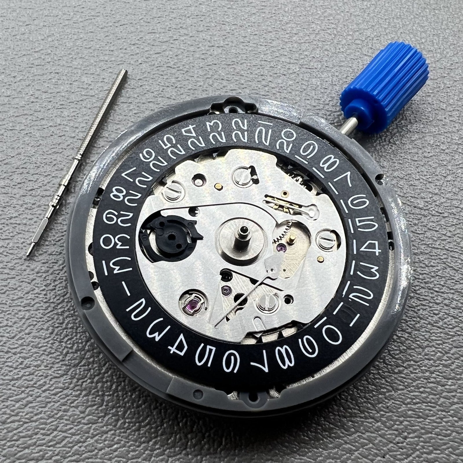 Japan NH35 Automatic Mechanical Movement Vintage 24 Jewels Black Date Wheel