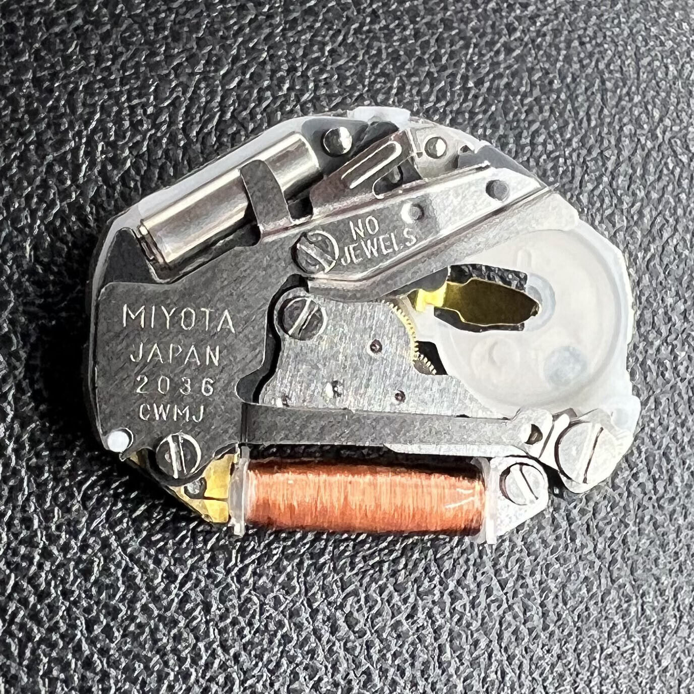 Miyota 2036 Quartz Movement With Watch Stem 3 Hands High Pinion H2