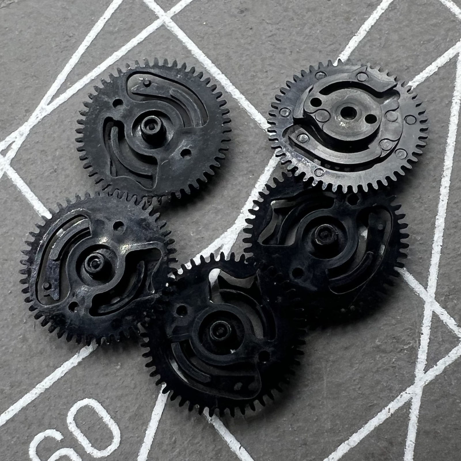 2 PIECES Date Indicator Driving Wheels Fit for NH35 NH36 Movement